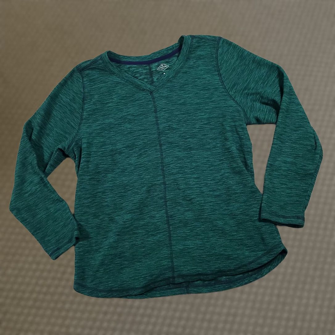 Vintage St. John's Bay Pullover Sweater Women Medium Green Long Sleeve V-Neck Lightweight Knit Polyester Sweatshirt Ladies M-V-Neck Warm Casual Flat-Front Hem Size M / US 6-8 / IT 42-44 - 1 Thumbnail