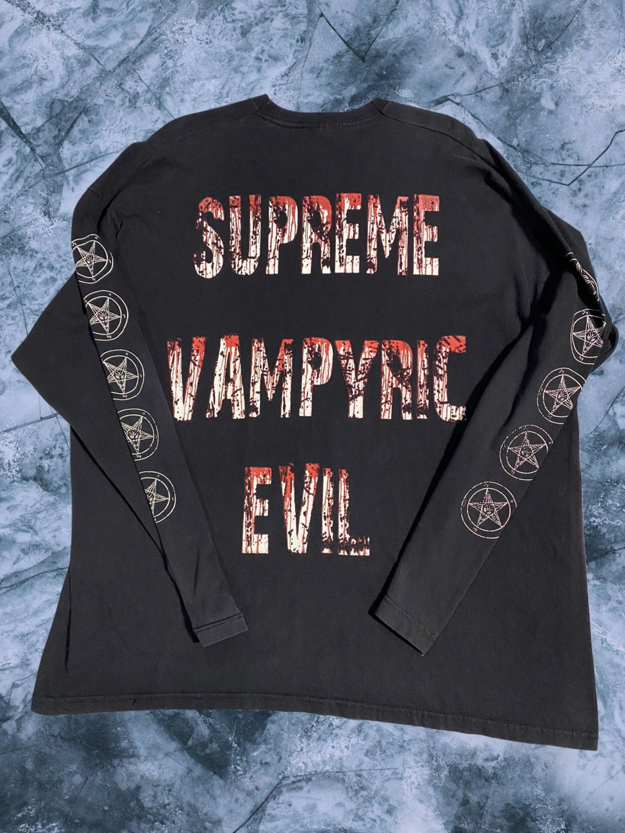 Fruit Of The Loom Cradle Of Filth LS Supreme Vampyric Evil 2007 Size US XL / EU 56 / 4 - 4 Thumbnail