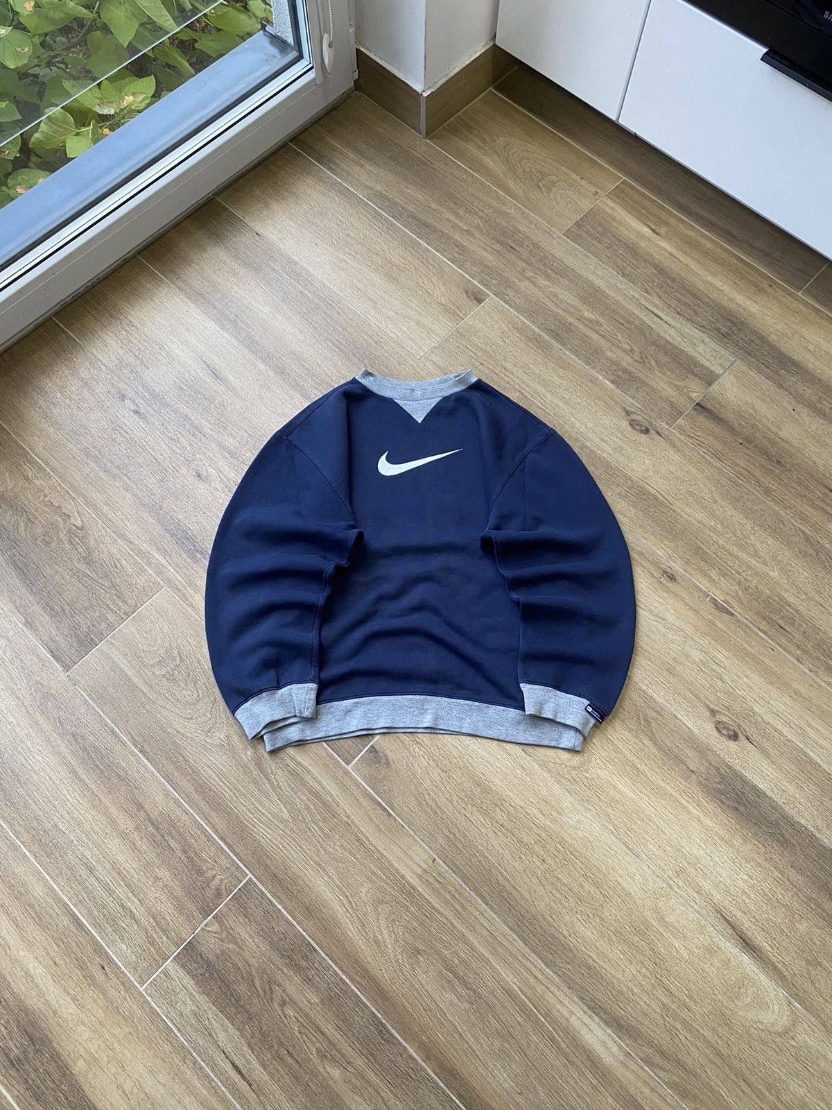 Nike Nike Vintage Sweatshirt Boxy Big Swoosh Avant Garde Drill Size US M / EU 48-50 / 2 - 1 Thumbnail