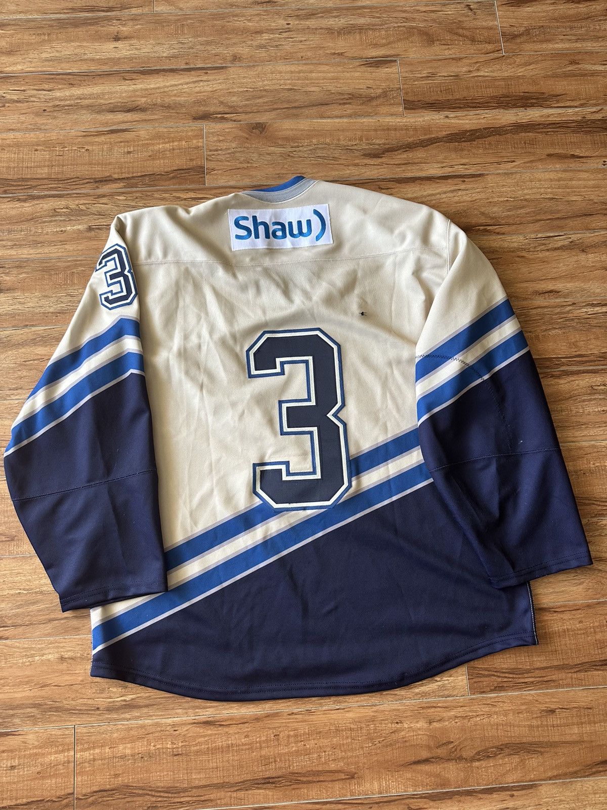 Vintage Vintage 90s Bauer Team Langley Thunder Hockey Jersey #3 Size US XL / EU 56 / 4 - 2 Thumbnail