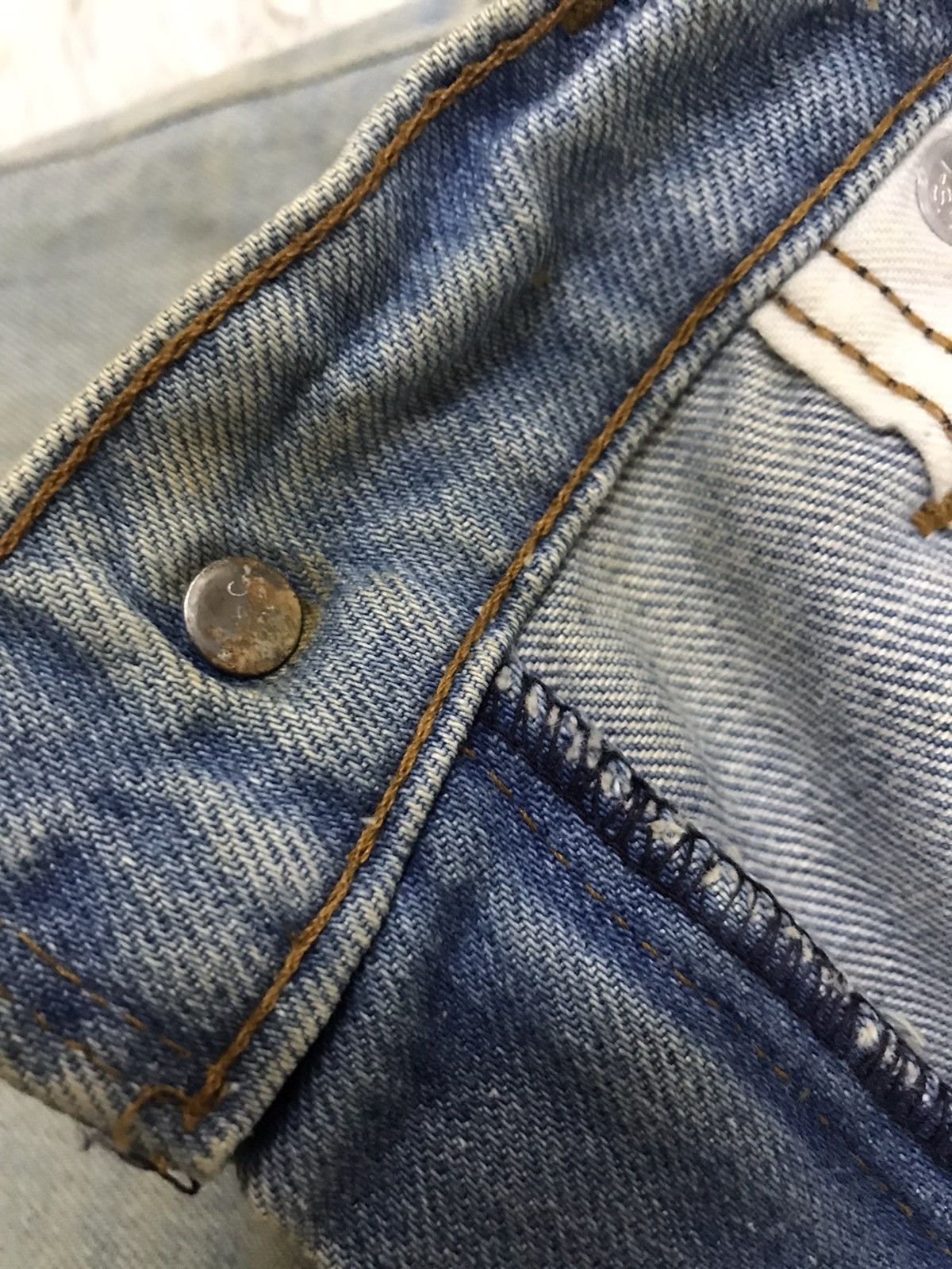 Vintage Levis Lot 506 Distressed Denim Jeans