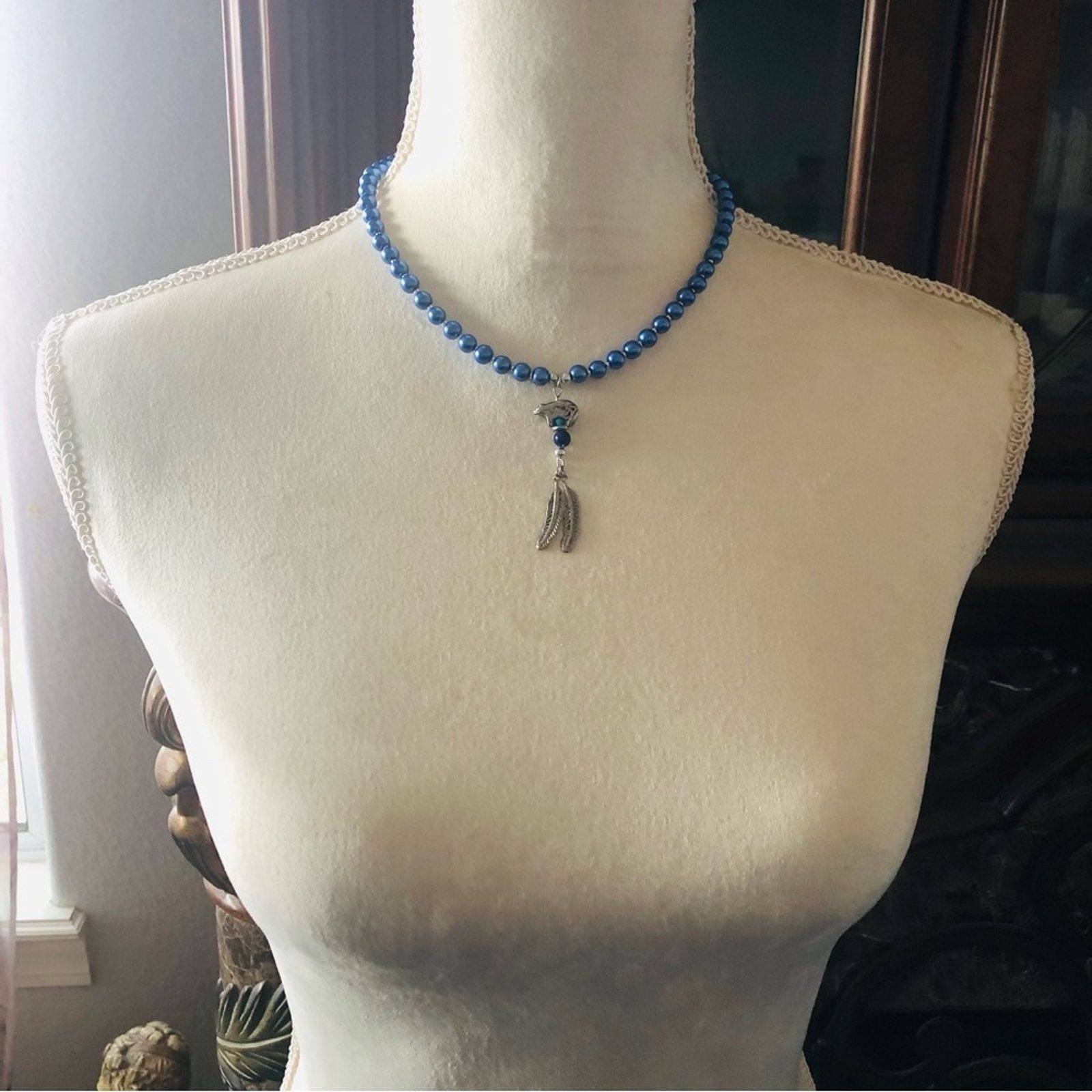 Handmade Handcrafted repurpose southwest bear feather Pearl necklace Size ONE SIZE - 6 Thumbnail