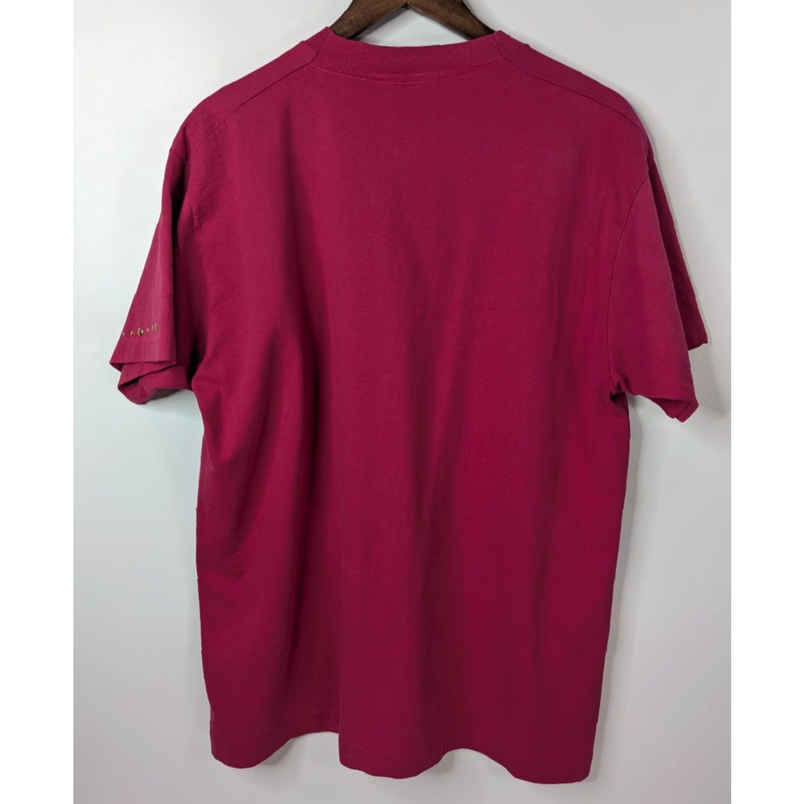 Vintage VINTAGE Screen Stars T-Shirt Shirt Unisex Adults XL Pink 90s Beaded Animal Print Crew Neck Short Sleeve Cotton Blend Size US XL / EU 56 / 4 - 2 Thumbnail
