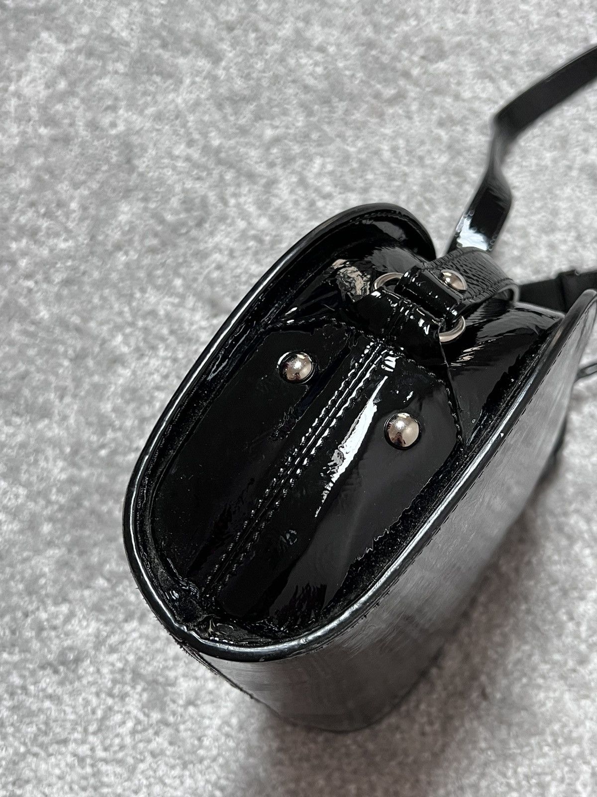 A.P.C. A.P.C Demi Lune Patent Leather Crossbody Bag Size ONE SIZE - 8 Thumbnail