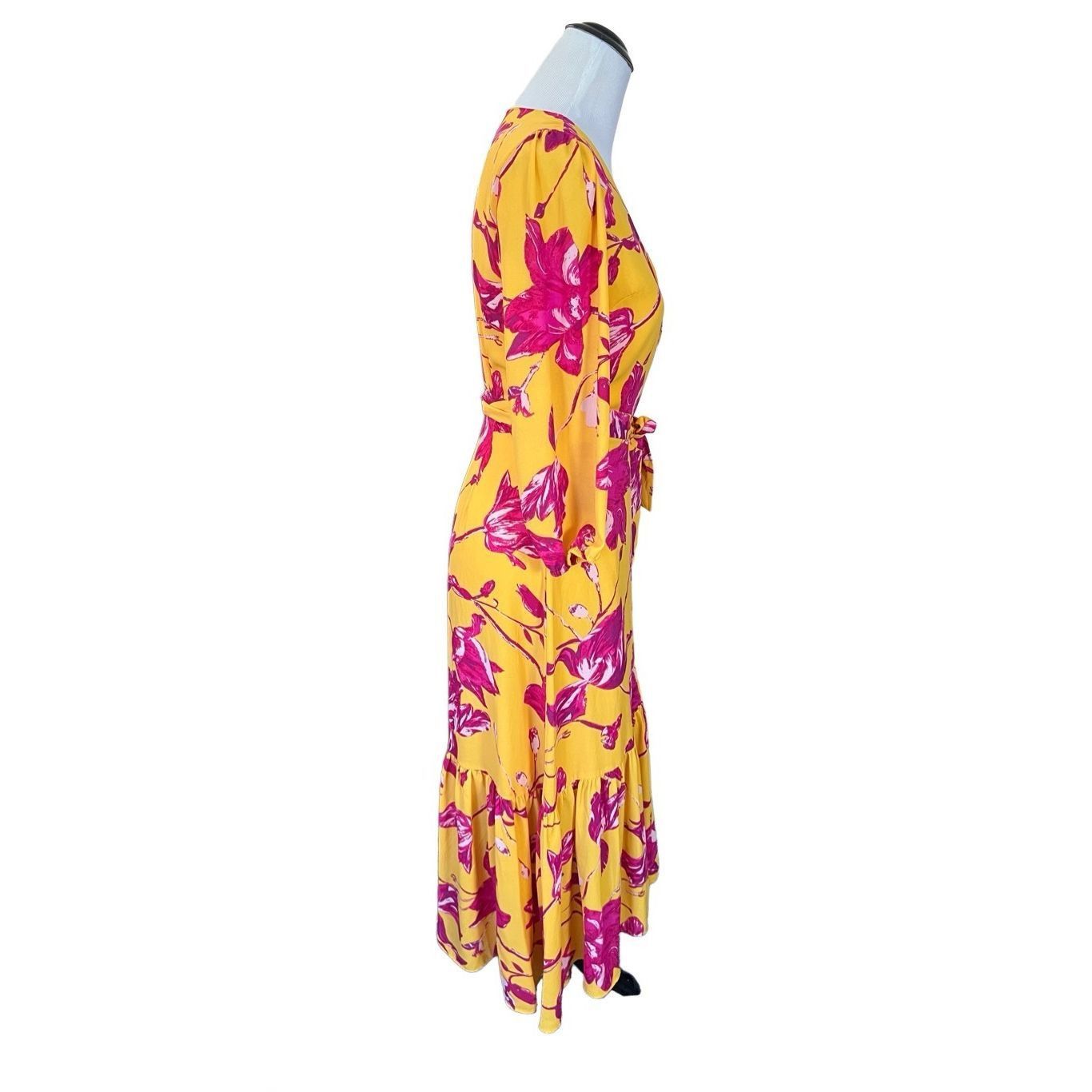 Other Color Me Courtney Eleanor Wrap Dress size XS Size XS / US 0-2 / IT 36-38 - 4 Thumbnail