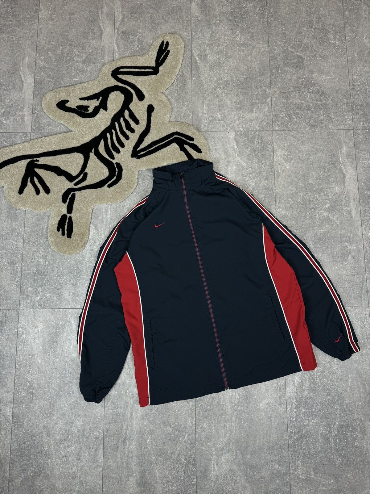 Nike Mens Vintage Nike track jacket navy swoosh drill Olympic Size US L / EU 52-54 / 3 - 1 Thumbnail