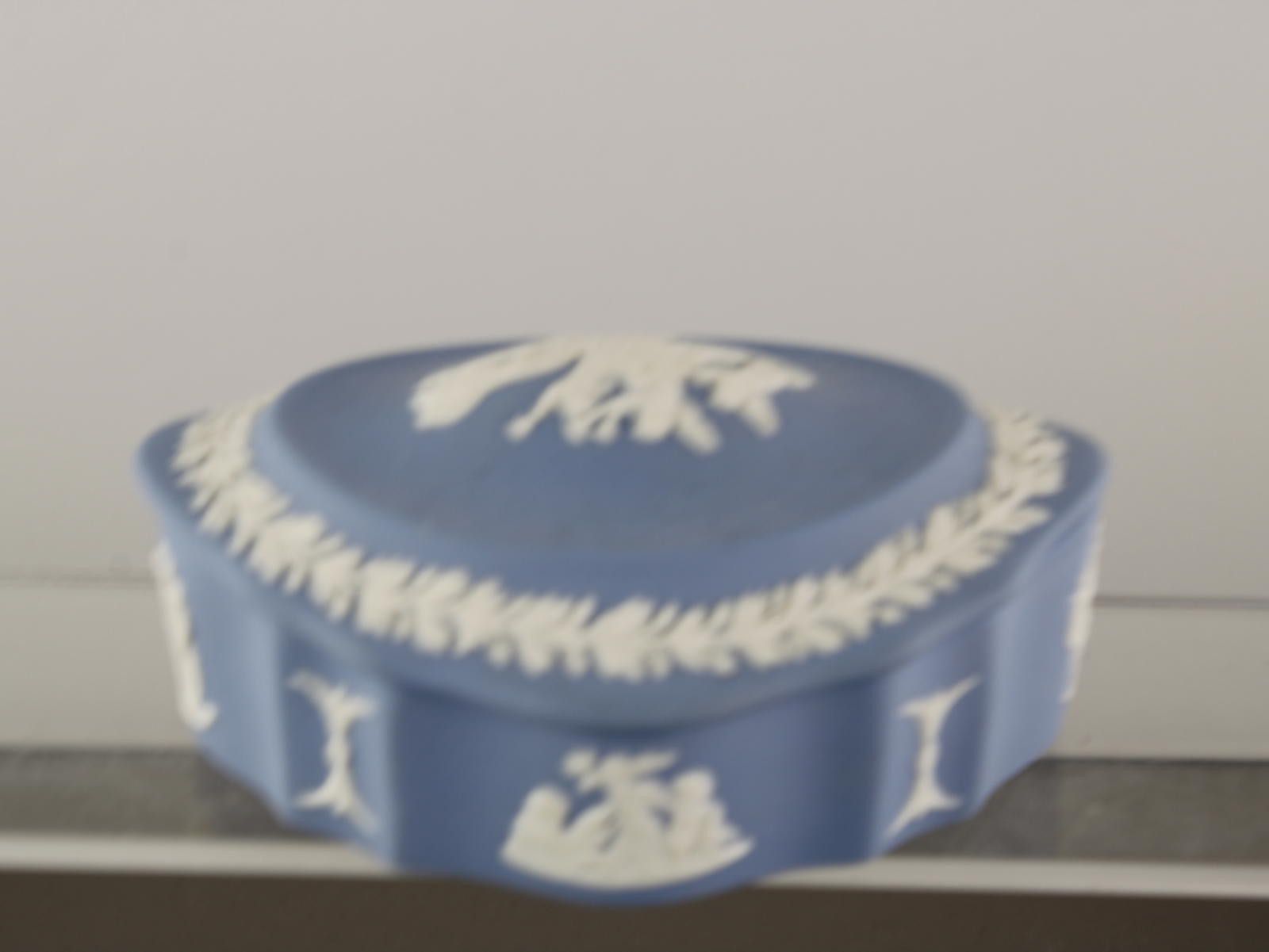 Other Vintage Wedgwood Jasper Ware Blue White Ceramic Trinket Box Size ONE SIZE - 5 Thumbnail