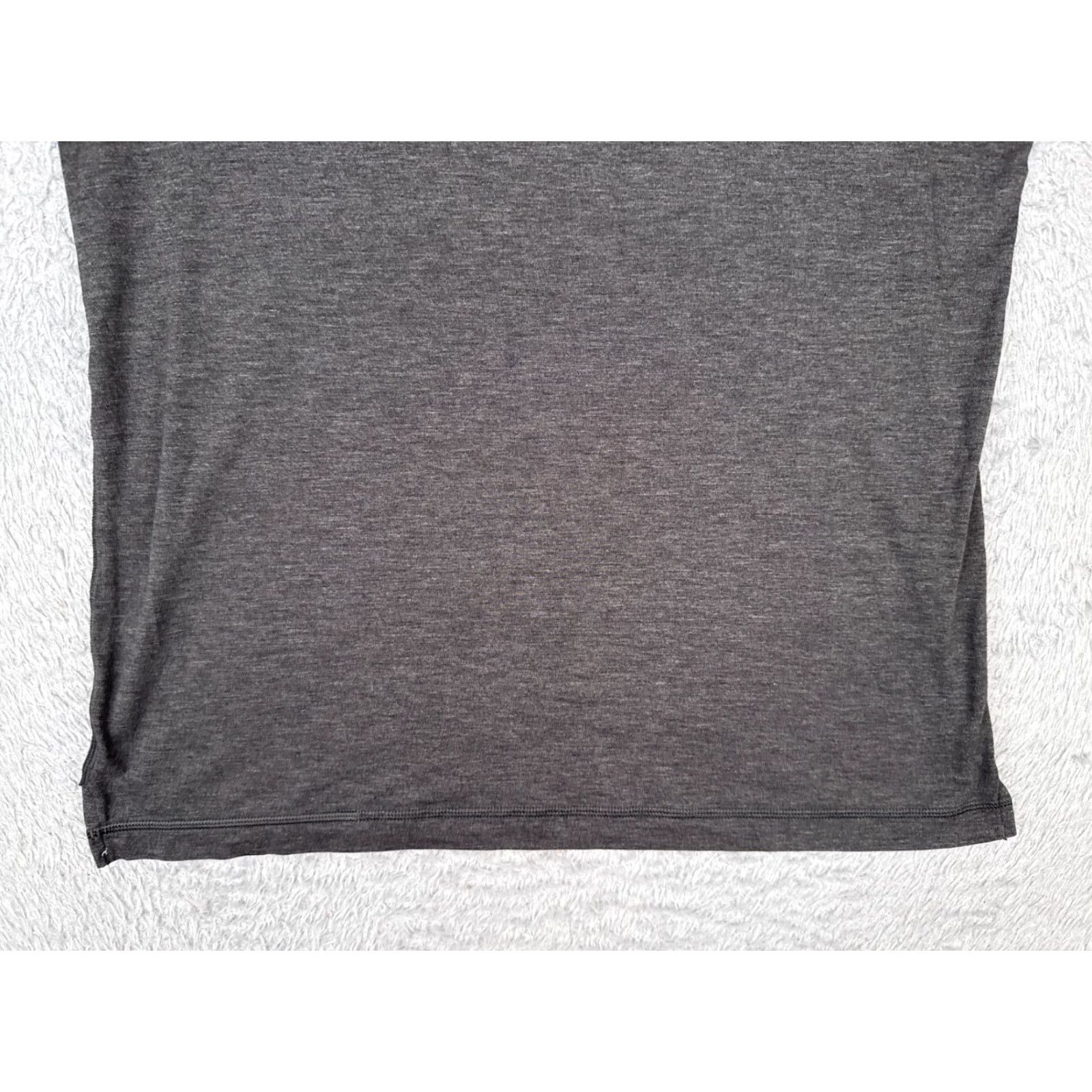 Lululemon Lululemon Shirt Men Small Gray Heather White Short Sleeve Crew Neck Gym Casual Size US S / EU 44-46 / 1 - 5 Thumbnail