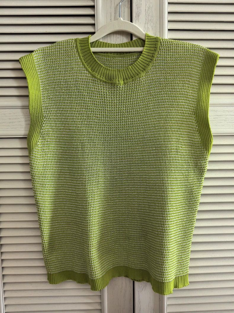 Issey Miyake Issey Miyake size:one size Green pleated vest Size M / US 6-8 / IT 42-44 - 1 Thumbnail