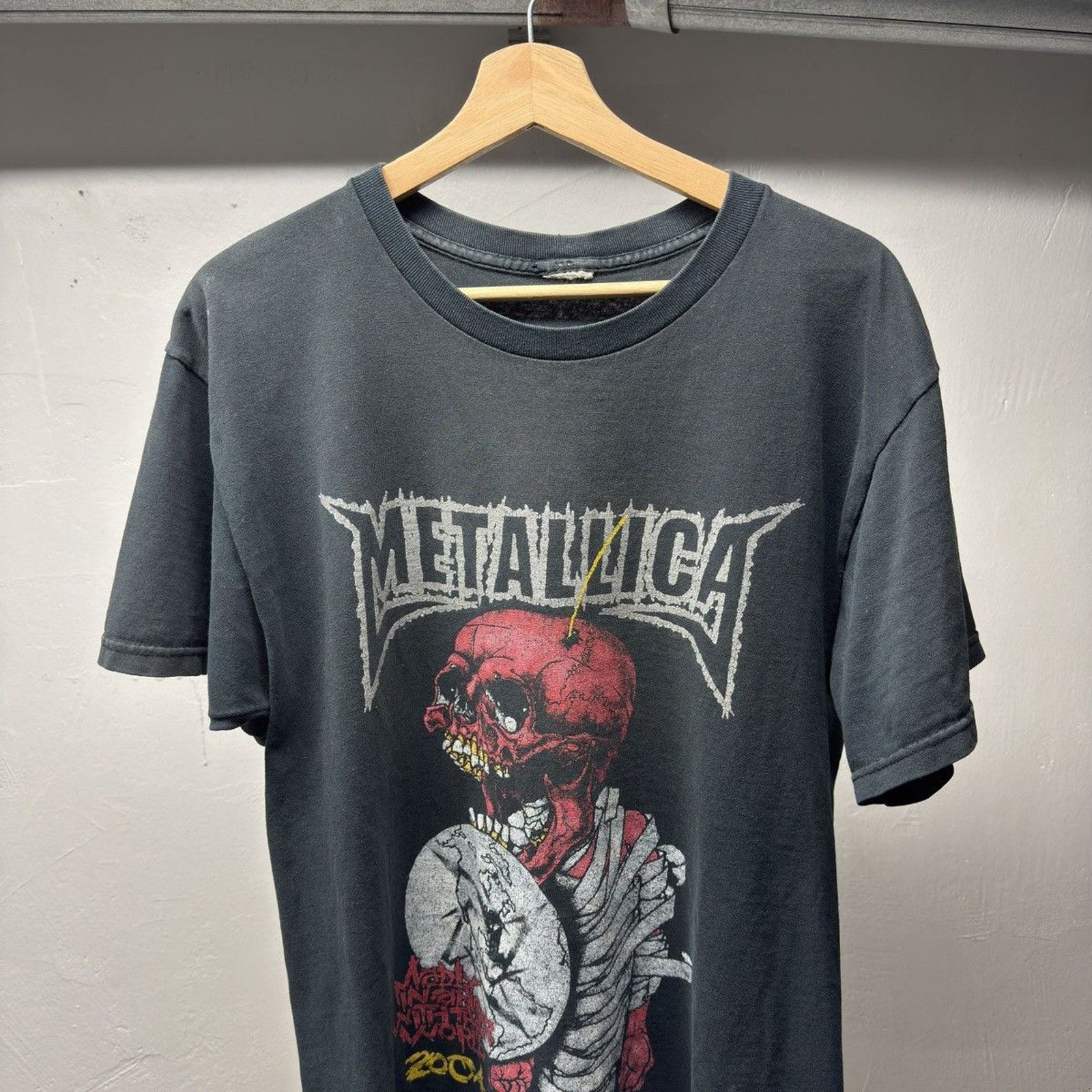 Band Tees Metallica 2004 Pushead Thrashed Faded Band Shirt ERD Grunge Size US L / EU 52-54 / 3 - 3 Thumbnail