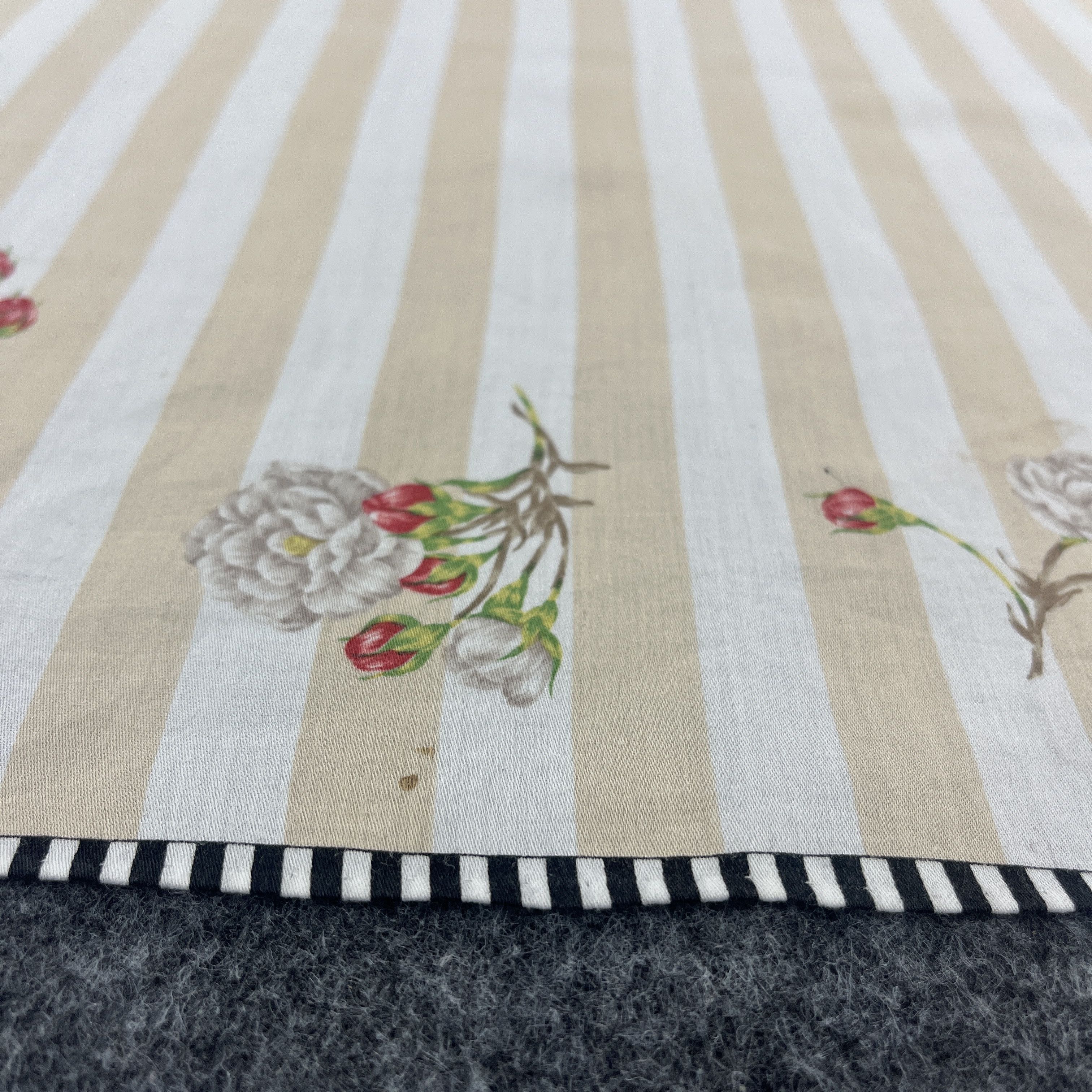Burberry Burberry Handkerchief / Bandana / Neckerchief B062 Size ONE SIZE - 9 Thumbnail