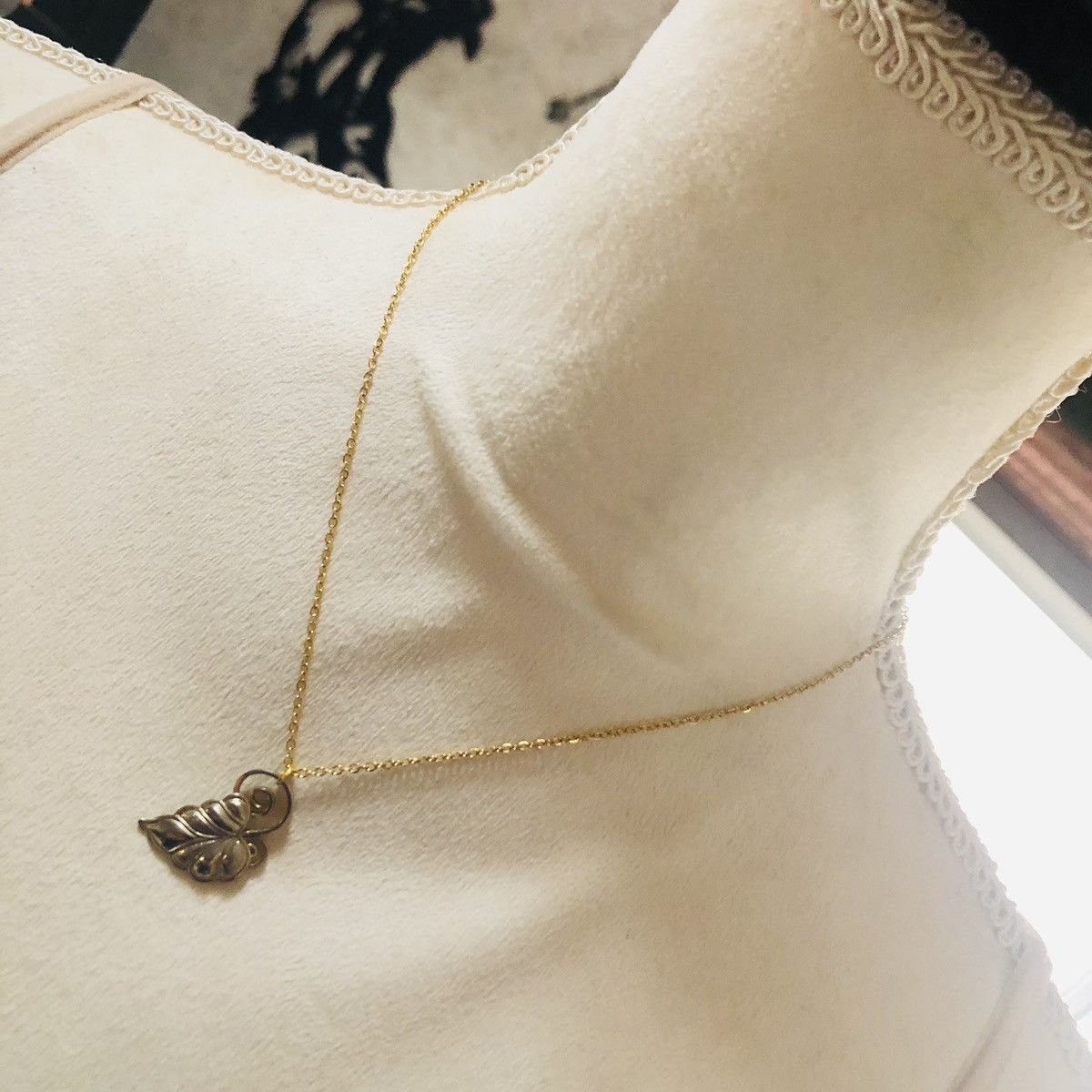 Handmade Handcrafted vintage old filigree leaf pendant necklace Size ONE SIZE - 1 Thumbnail