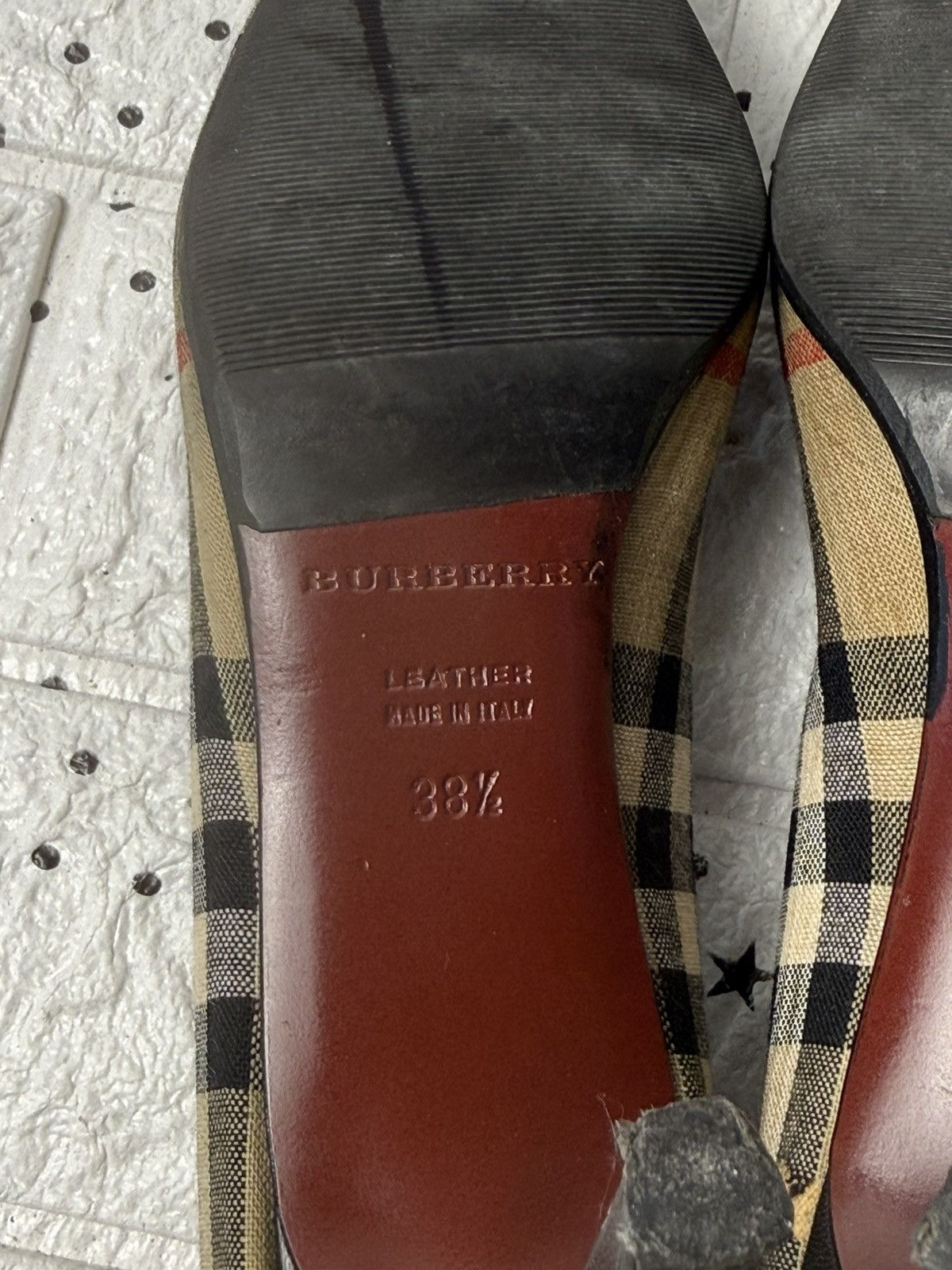 Burberry Burberry heels US6 UK5.5 EUR38.5 Size US 6 / IT 36 - 12 Thumbnail