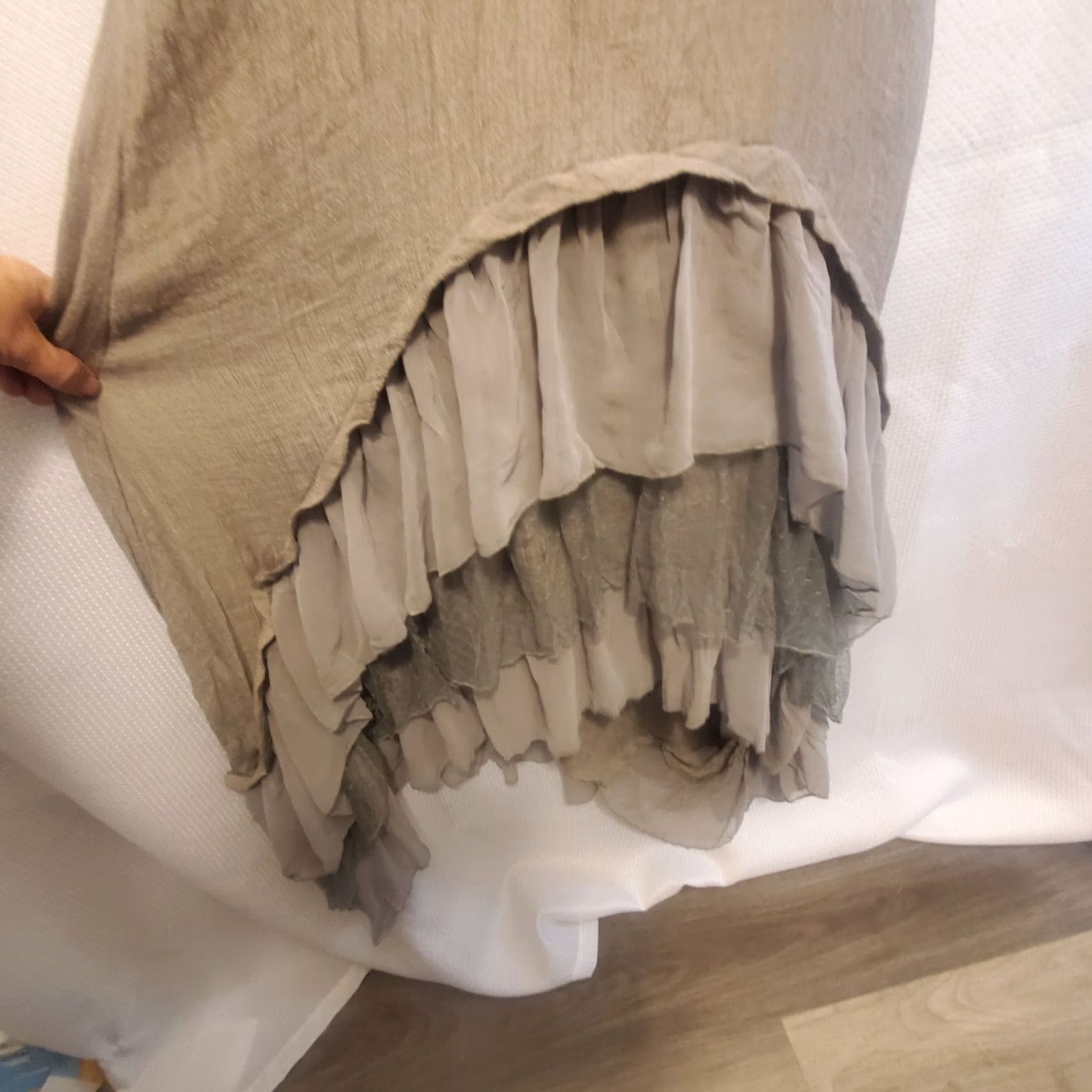Vintage Cecico Dress S A-Line Slip Dress Tank Sleeveless Layered Ruffle Hi-Low Sheer Gauzy Polyester Lace Gray Womens Size S / US 4 / IT 40 - 3 Thumbnail
