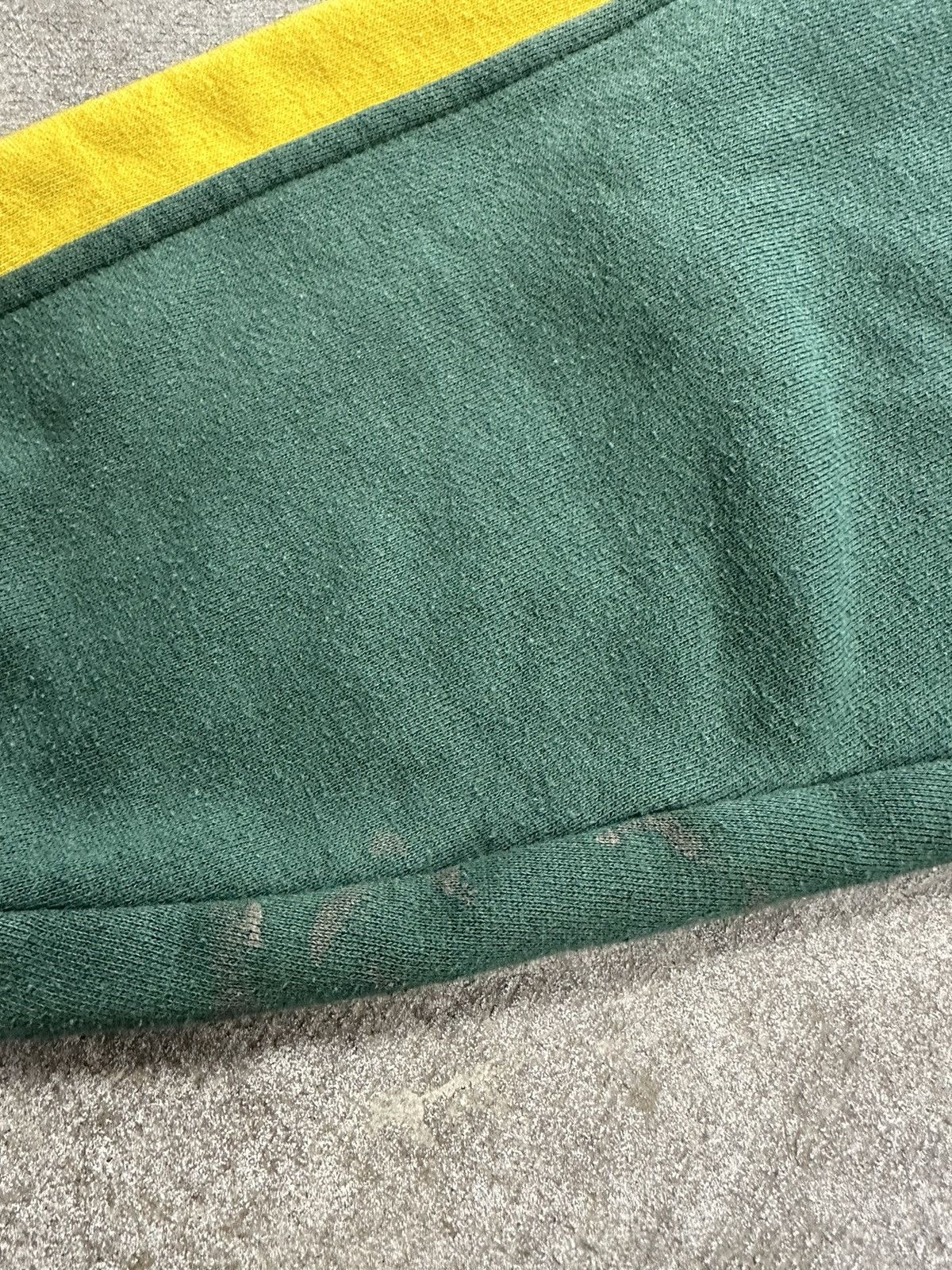 Vintage Crazy Y2K Oregon Ducks Collegiate Sweatshirt Size US M / EU 48-50 / 2 - 8 Thumbnail