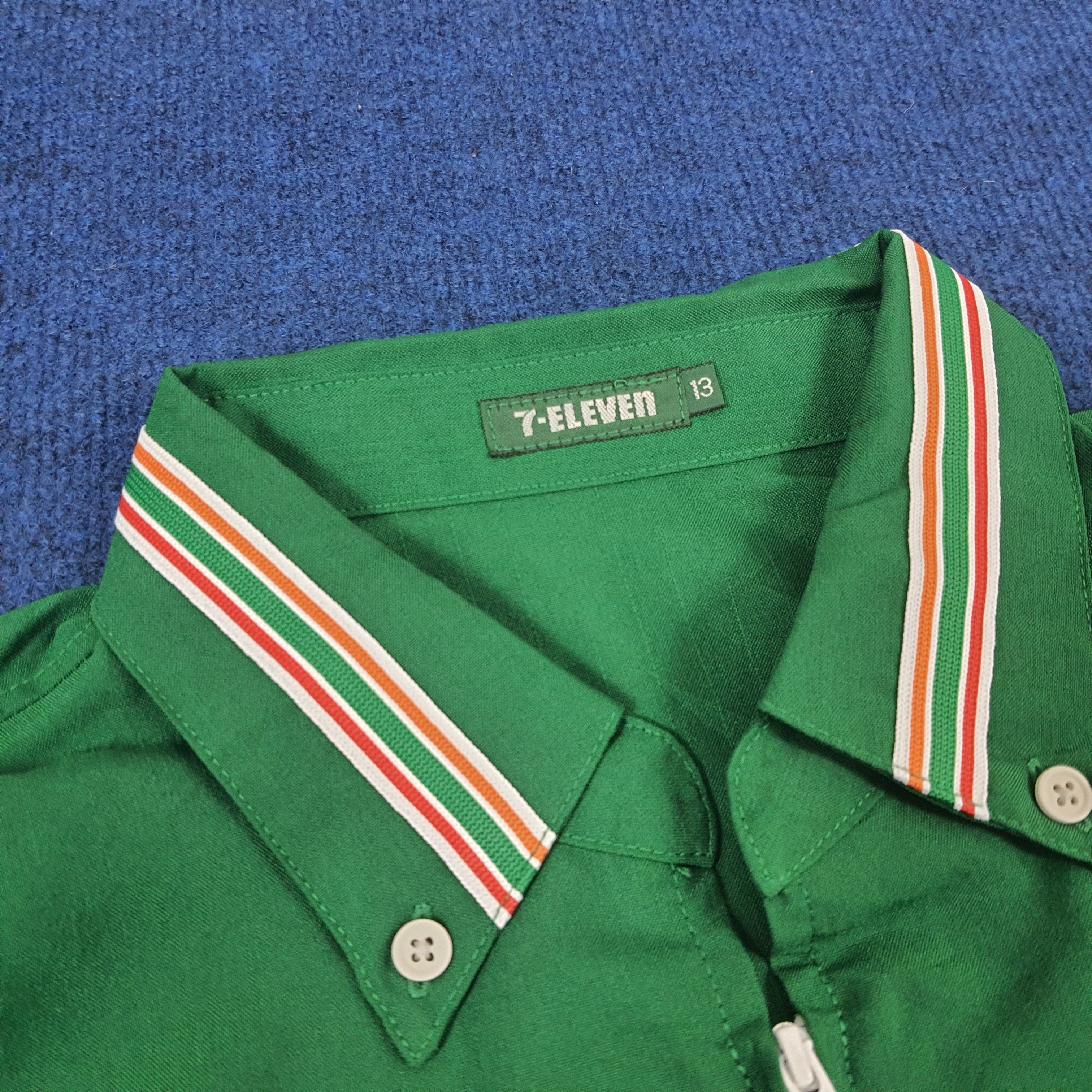 Japanese Brand Vintage 7 Eleven Staff Japanese Brand Work Uniform Shirt Size US M / EU 48-50 / 2 - 5 Thumbnail