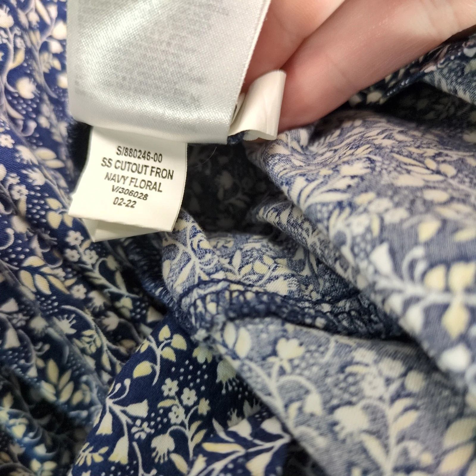Old Navy Old Navy Ditsy Floral Tiered Dress XL Smocked Cutout Front Size XL / US 12-14 / IT 48-50 - 5 Thumbnail