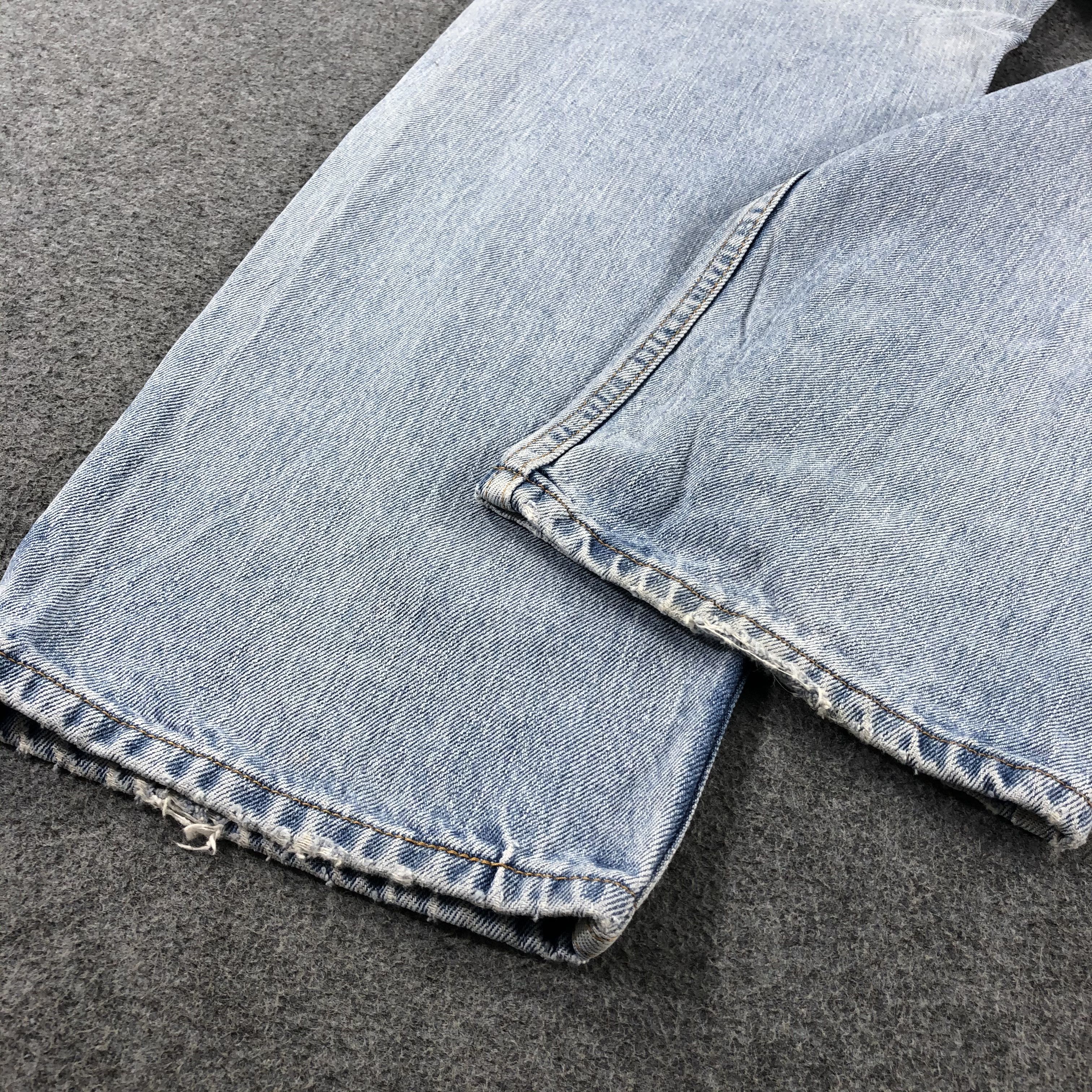 Levi's Vintage Blue Wash Levis 550 Jeans-J2377 Size US 33 - 6 Thumbnail