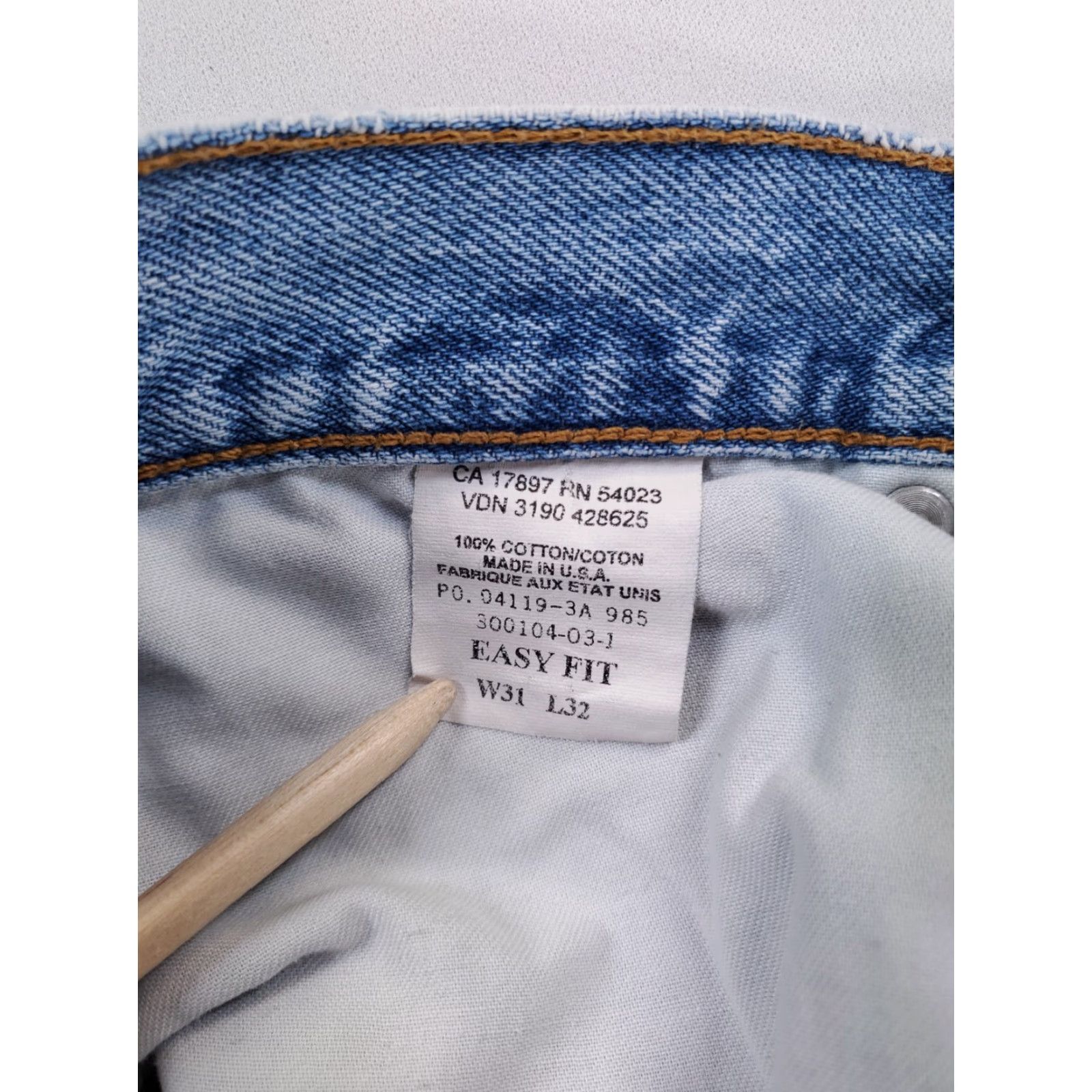 Gap VINTAGE GAP 90s Easy Fit Blue Jeans Distressed Zip Fly Mens 30 x 31 Actual 90s Denim, Loose, Regular Fit Mens Jeans Size US 30 / EU 46 - 6 Thumbnail