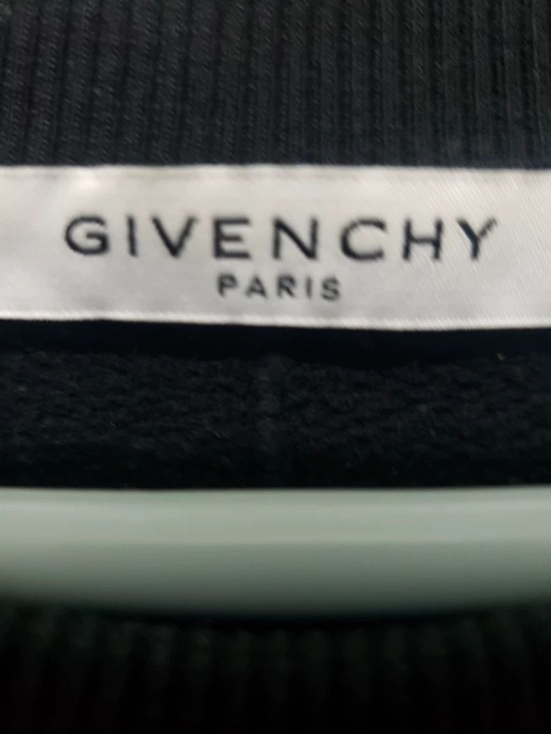Givenchy Givenchy Triangle Embroidered Sweatshirt - dmc Size US M / EU 48-50 / 2 - 1 Thumbnail