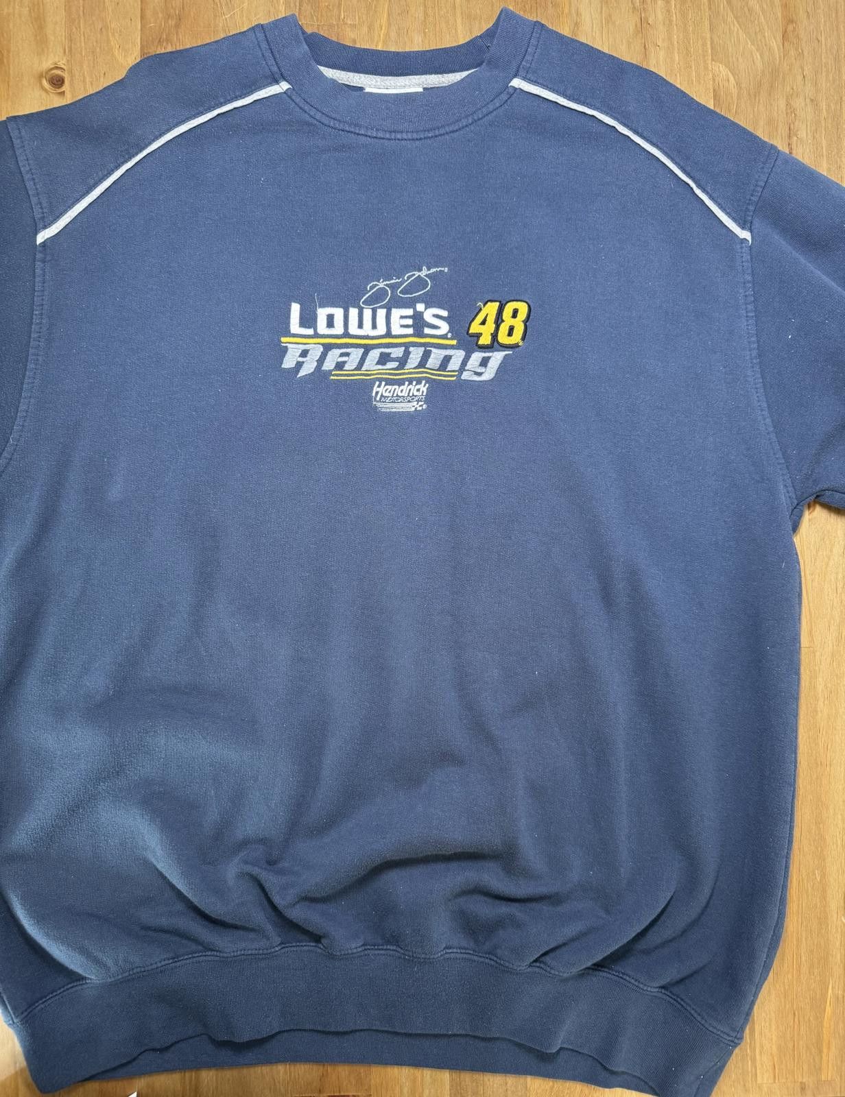 Chase Authentics NASCAR Lowe's Racing #48 Jimmie Johnson Vintage Sweatshirt Size US L / EU 52-54 / 3 - 2 Thumbnail