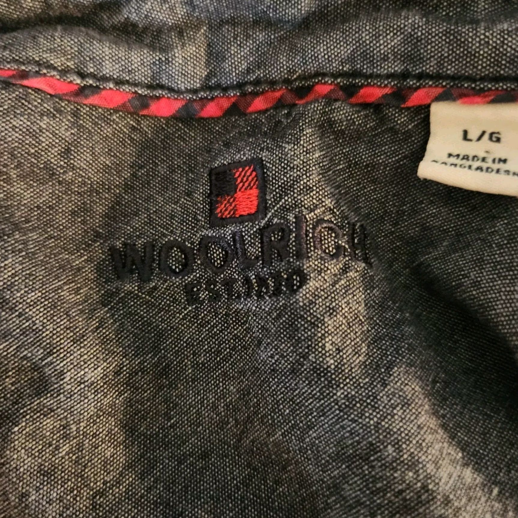 Vintage Woolrich Flannel Shirt Red White Black Long Sleeve Men's Large L Shirt Button-Up Collared Pocketed Outdoor Casual Regular Size US L / EU 52-54 / 3 - 8 Thumbnail