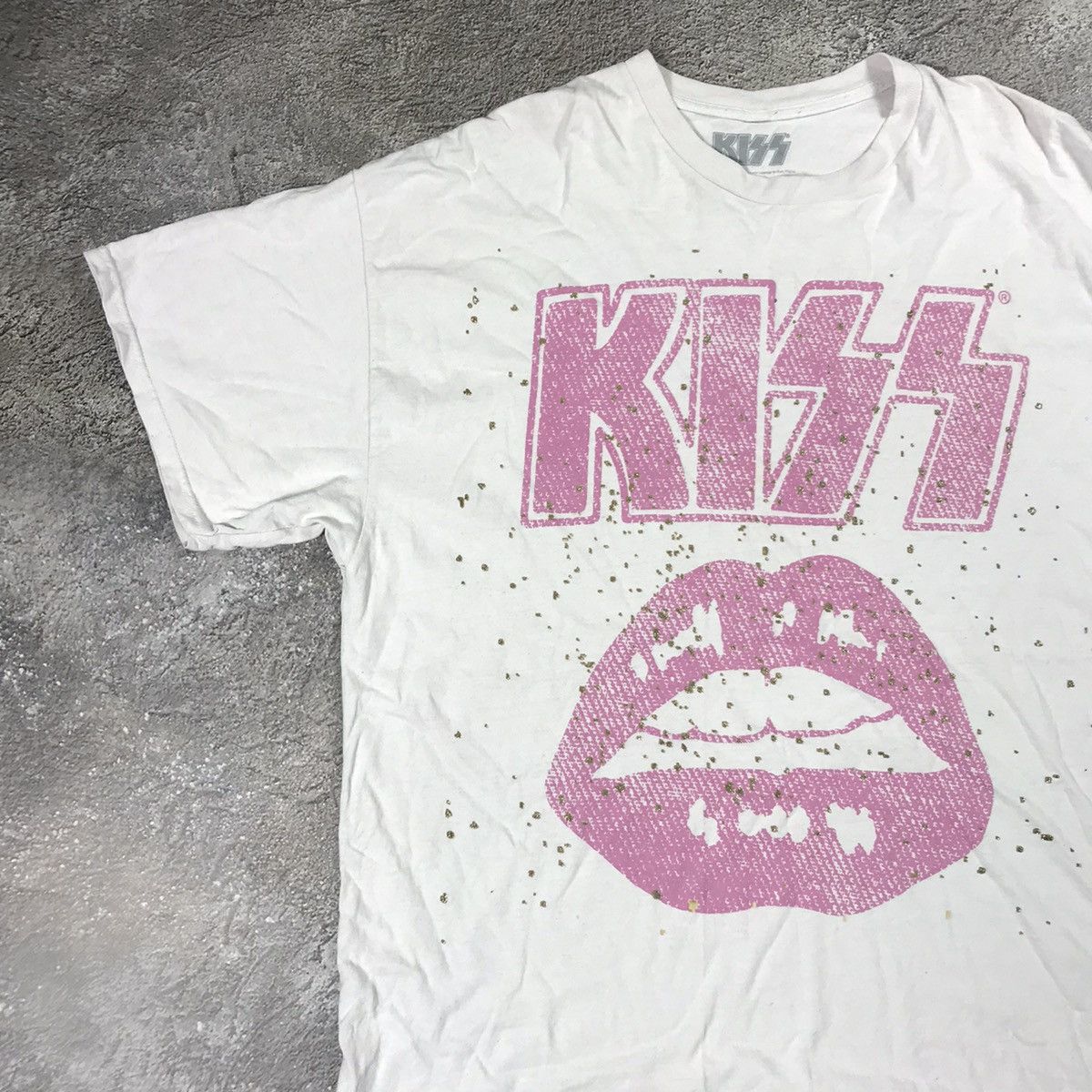Band Tees VINTAGE 90s KISS TEE LIPS SEXY BAND ROCK Size US XL / EU 56 / 4 - 3 Thumbnail