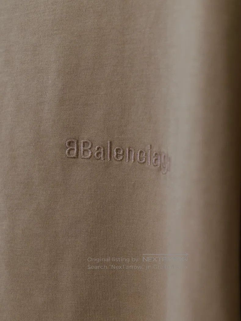 Balenciaga Balenciaga Khaki short-sleeve with lettering embroidery lo Size US L / EU 52-54 / 3 - 5 Thumbnail