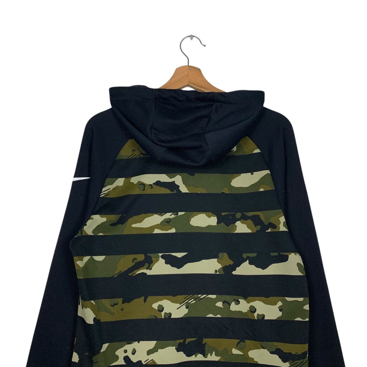 Nike NIKE Dri-Fit Camo Stipe Pullover Hoodie Sweatshirt #1956-C85 Size US M / EU 48-50 / 2 - 20 Thumbnail