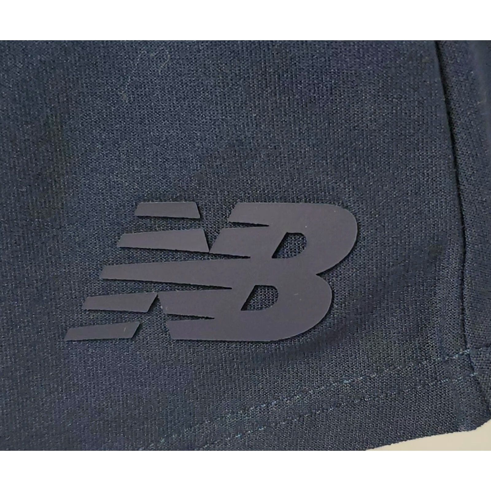 New Balance Womens New Balance Transform Black T-Shirt Athletic NB Tee WT01164 BK XS? Size S / US 4 / IT 40 - 2 Thumbnail