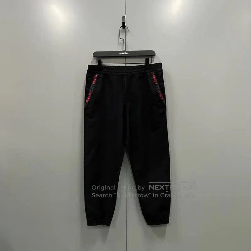 Burberry Burberry Black Cotton Men's Casual Pants. Size US 30 / EU 46 - 1 Thumbnail