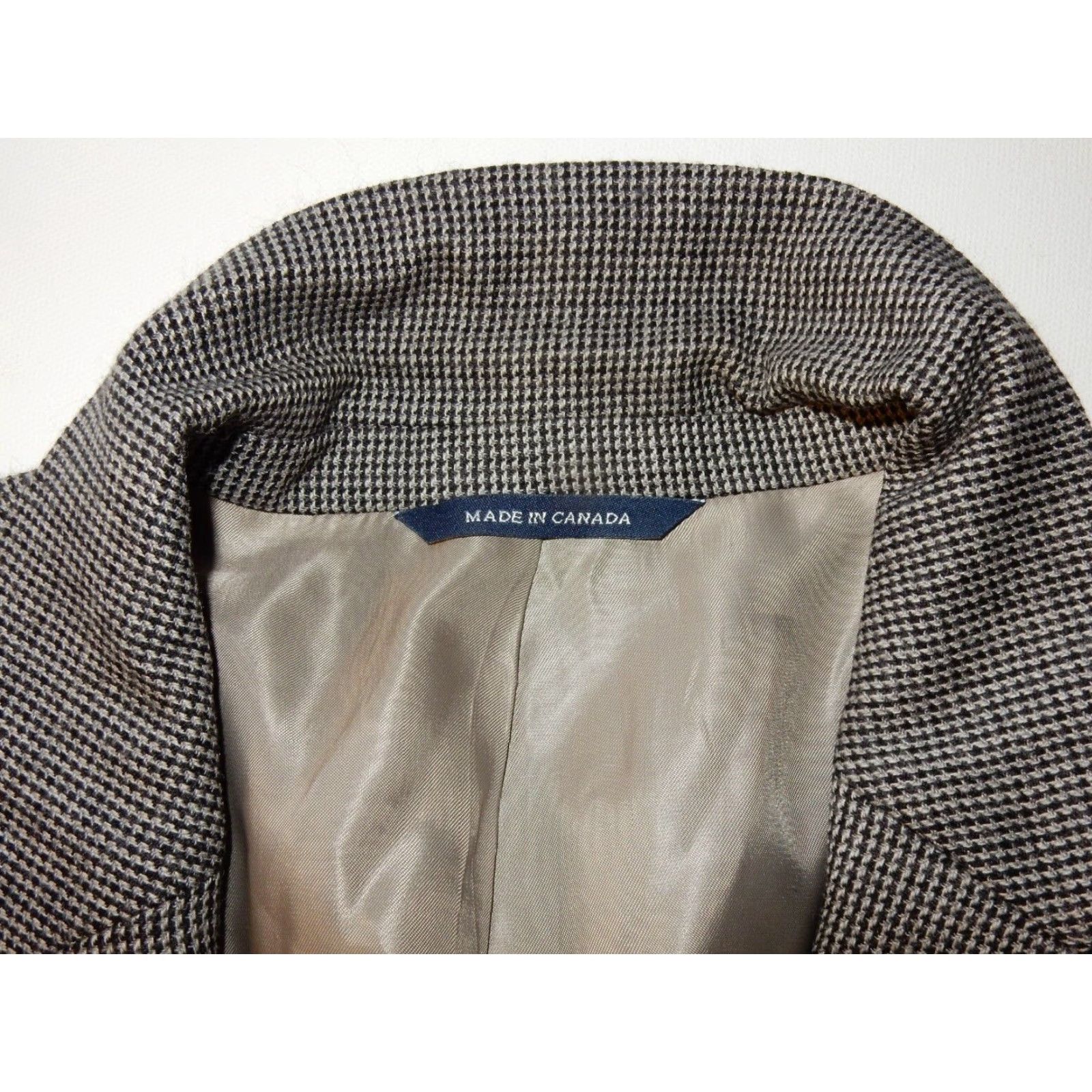 Ralph Lauren VINTAGE Ralph Lauren Men's Blazer Sport Coat Jacket Wool Size 42R Gray 90s Mens Size 42R - 8 Thumbnail