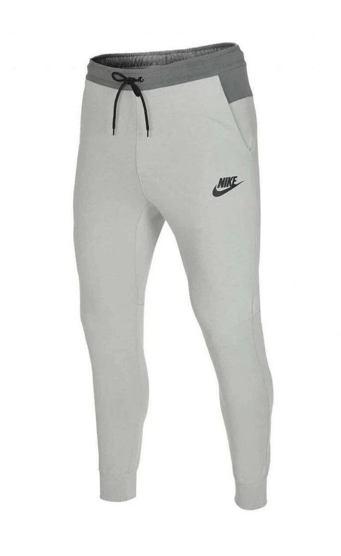 Nike Sportswear Tech Essentials Training Pants