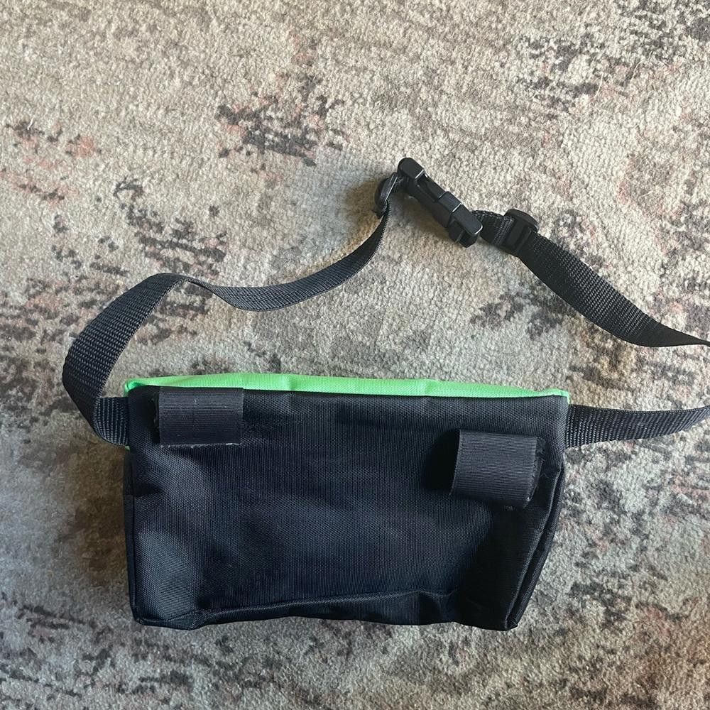 Designer Vintage T-Rex Fanny Pack Size ONE SIZE - 2 Thumbnail