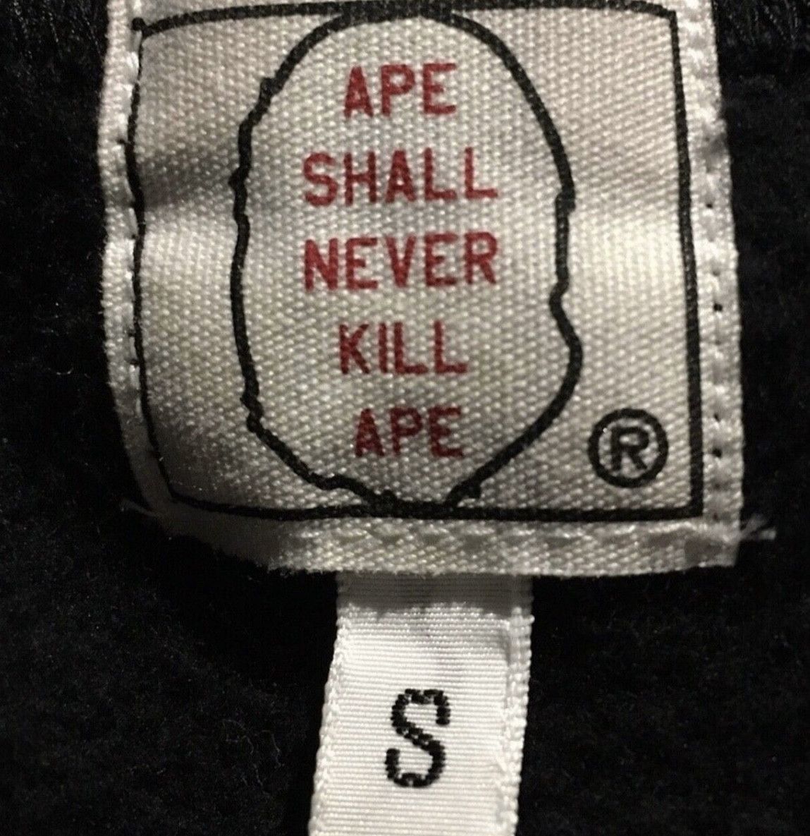 Bape Bape crew neck pullover sweatshirt Size US S / EU 44-46 / 1 - 4 Thumbnail