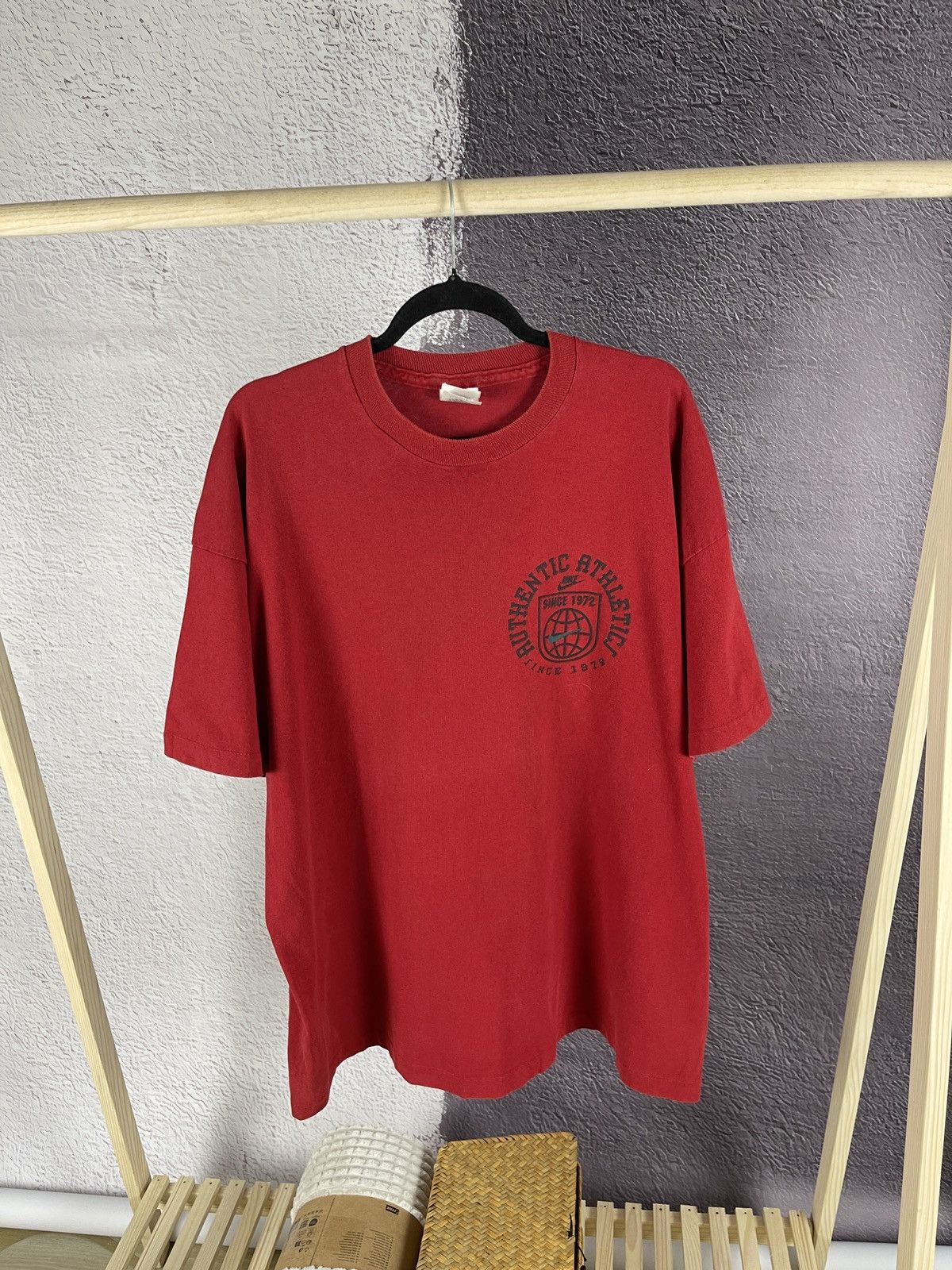 Nike Nike Authentic Athletic vintage 80s 90s single stitch tee Size US XL / EU 56 / 4 - 1 Thumbnail