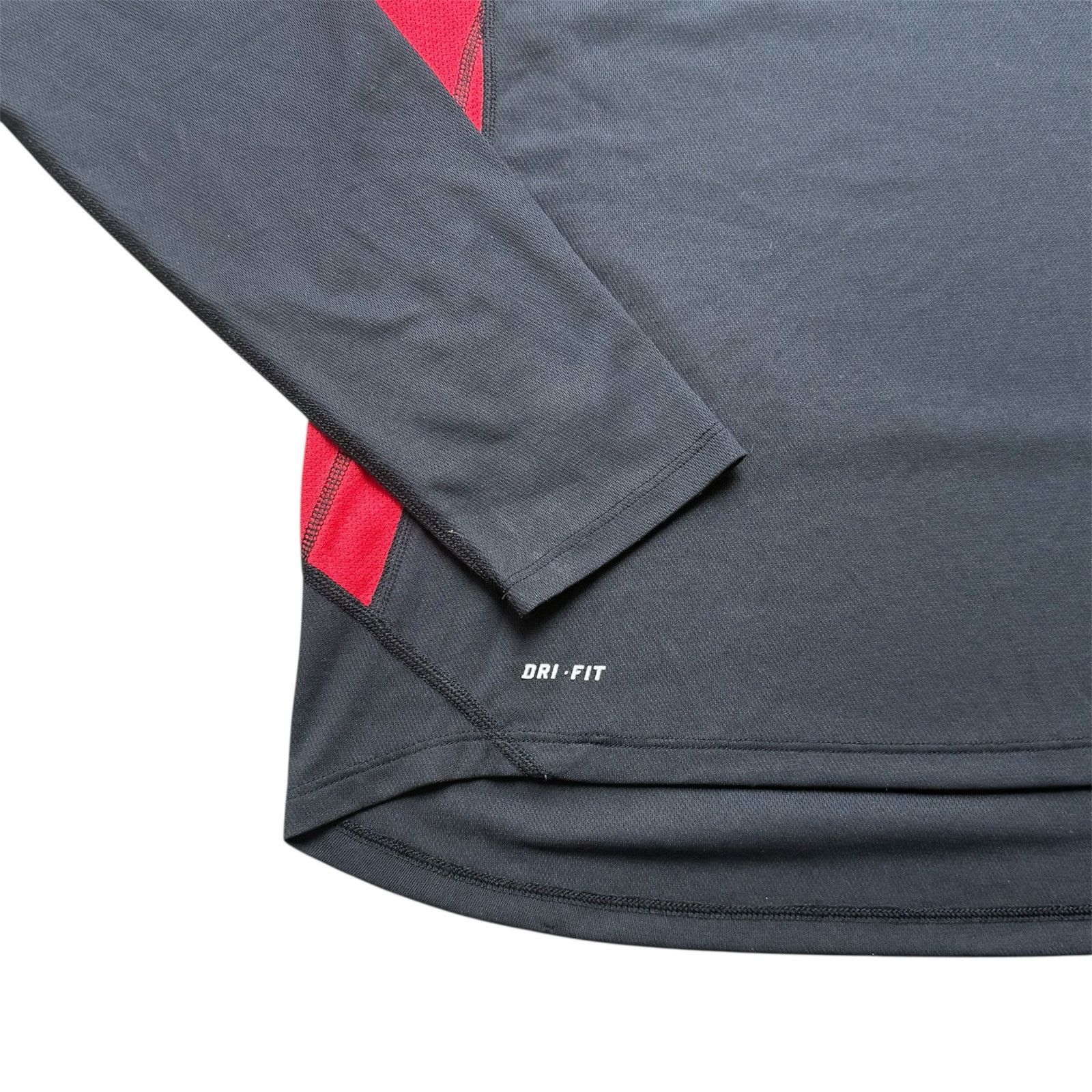 Nike Men's M Nike Dri Fit Black Red Color Block Long Sleeve Shirt Size US M / EU 48-50 / 2 - 2 Thumbnail