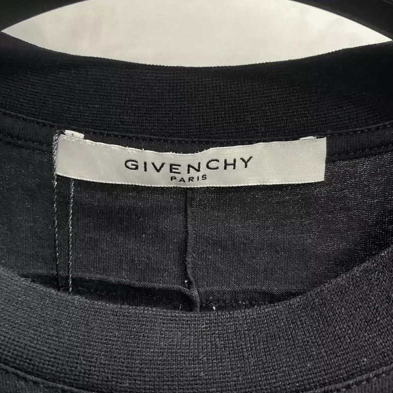 Givenchy Givenchy Black shark print short-sleeved shirt, Size: s-7/ Size US S / EU 44-46 / 1 - 3 Thumbnail