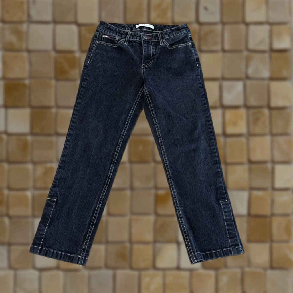 Tommy Hilfiger VINTAGE Tommy Hilfiger Women's Crop Jeans Size 2 Black Denim Split Hem 90s Size 26" / US 2 / IT 38 - 1 Thumbnail