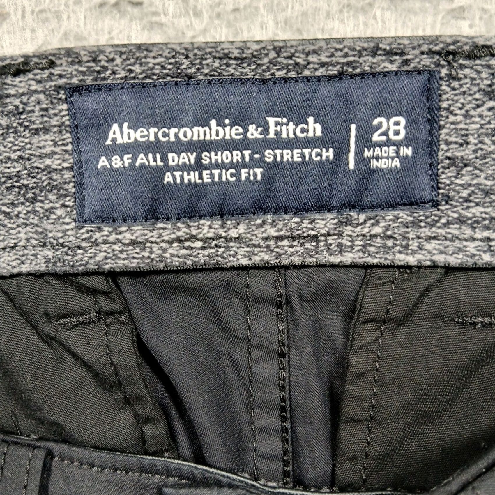 Abercrombie & Fitch Abercrombie & Fitch All Day 7" Plainfront Short Mens 28 Black NWT Size US 28 / EU 44 - 5 Thumbnail