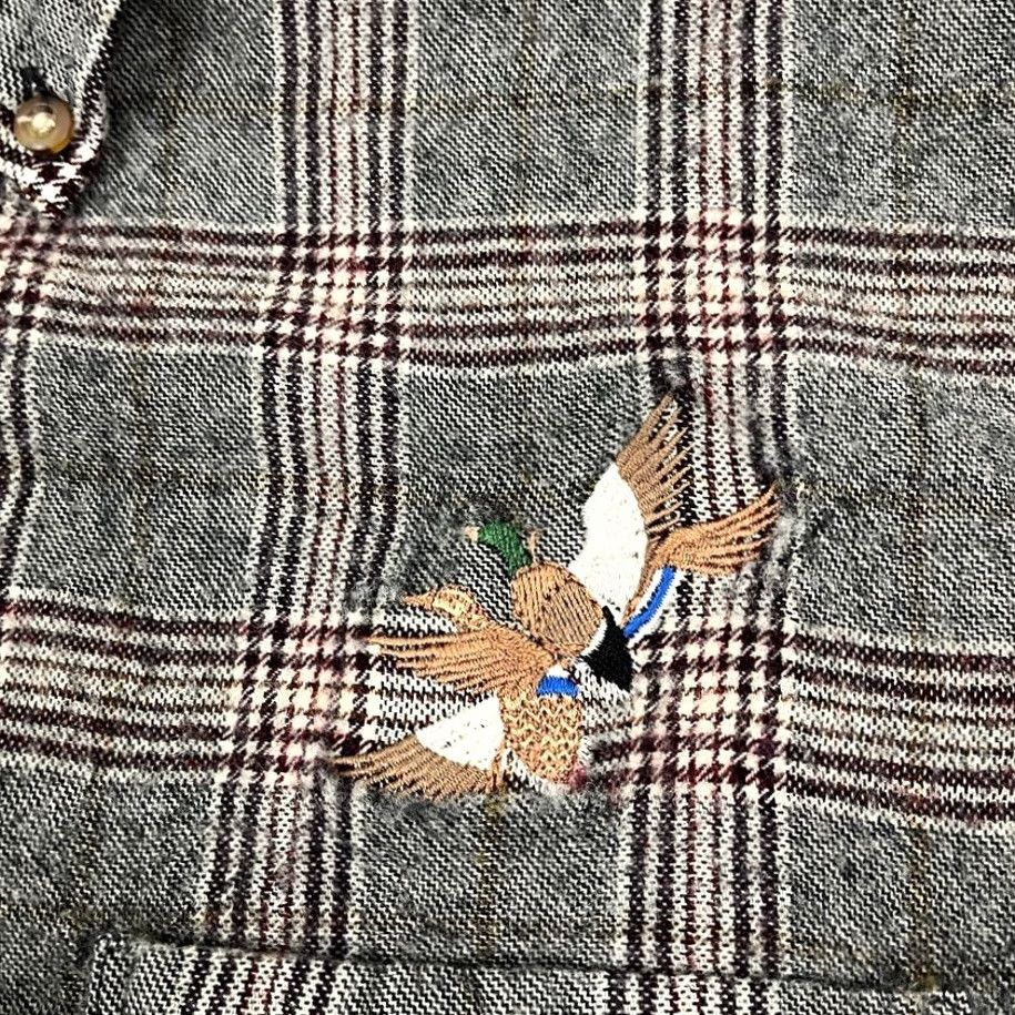 Pendleton VINTAGE Pendleton Shirt Mens L Gray Wool Glen Check Button-Down Mallard Duck USA Size US L / EU 52-54 / 3 - 2 Thumbnail