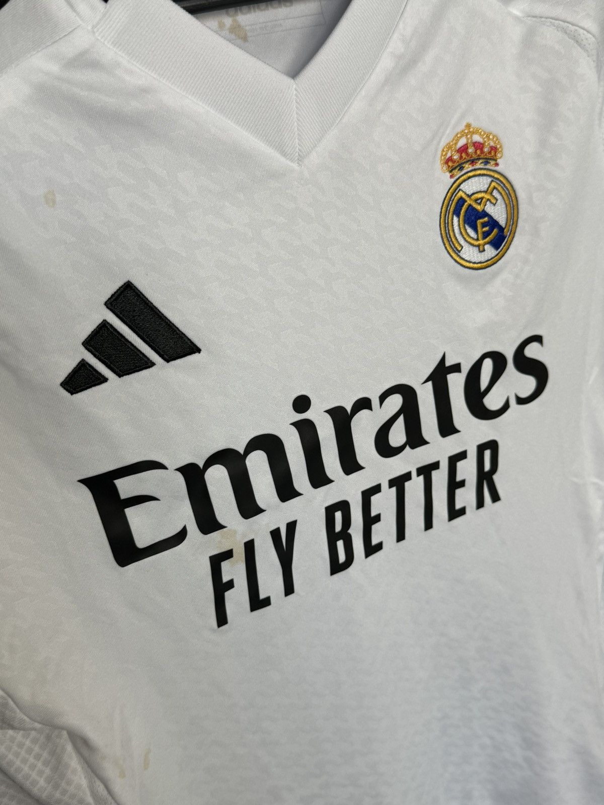 Adidas KIDS Real Madrid 24/25 Home Football Jersey T-Shirt Size US XS / EU 42 / 0 - 3 Thumbnail