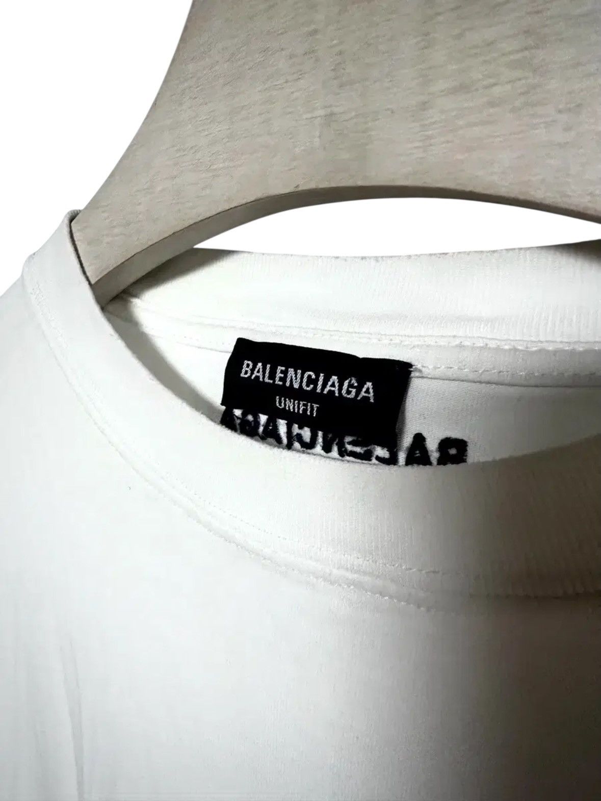 Balenciaga Balenciaga Glow In The Dark Smiley T Shirt Size US L / EU 52-54 / 3 - 7 Thumbnail
