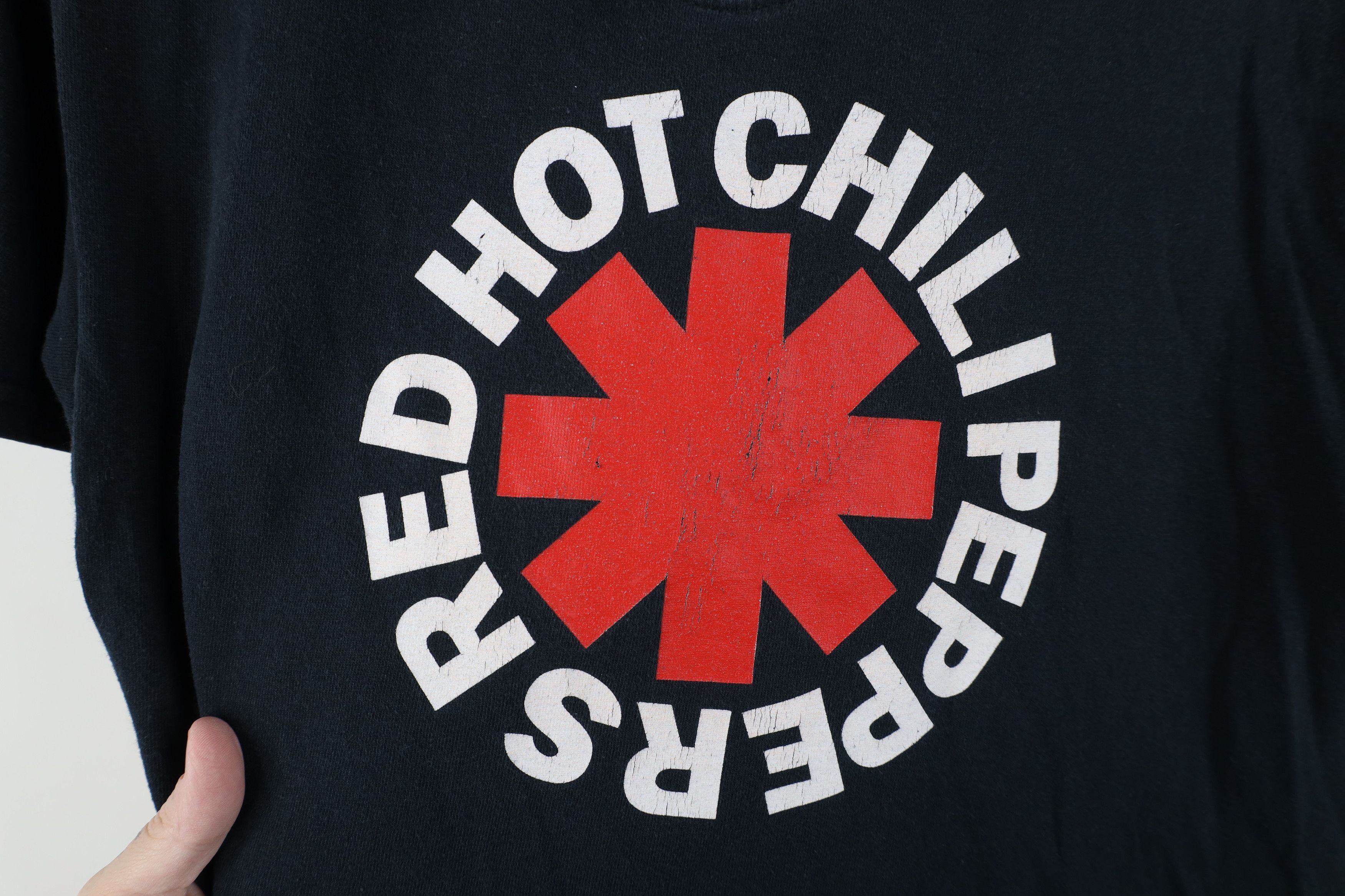 Vintage Vintage Y2K Red Hot Chili Peppers Band Short Sleeve T-Shirt Size S / US 4 / IT 40 - 4 Thumbnail