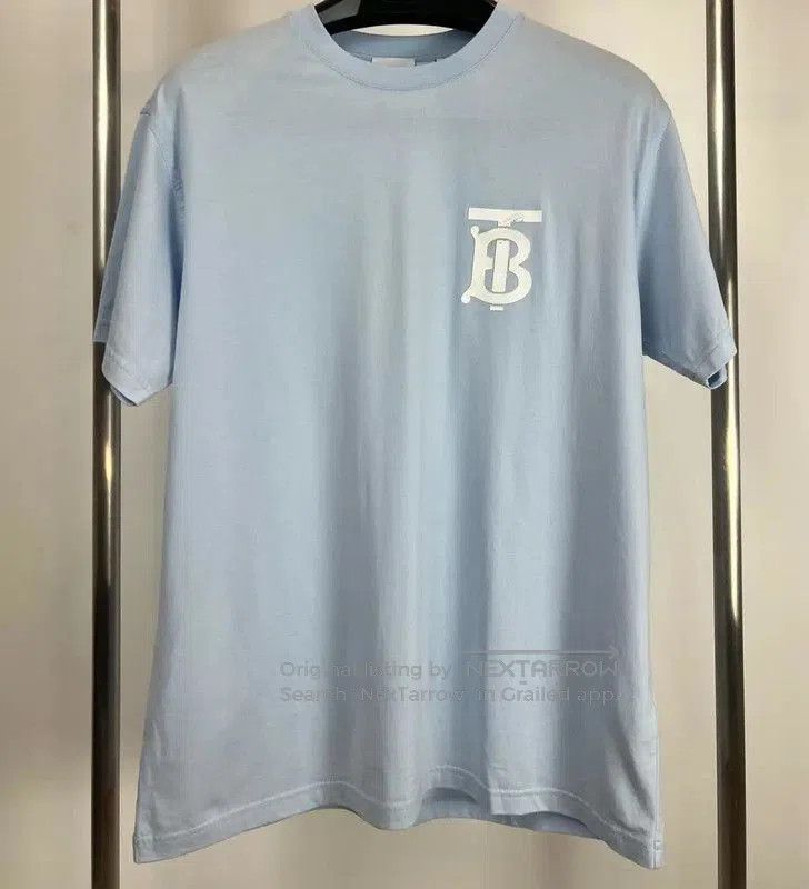 Burberry Burberry Light Blue Cotton Women's T-shirt. Size S / US 4 / IT 40 - 1 Thumbnail