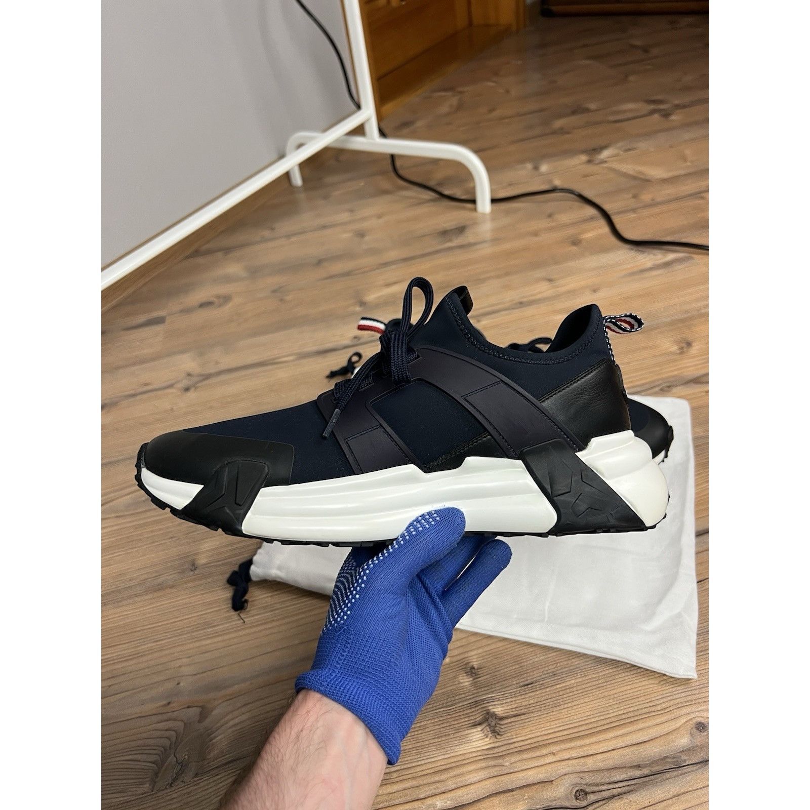 Moncler NWOB Moncler Lunarove Blue Men`s Leather & Mesh Sneakers Siz Size US 10.5 / EU 43-44 - 7 Thumbnail