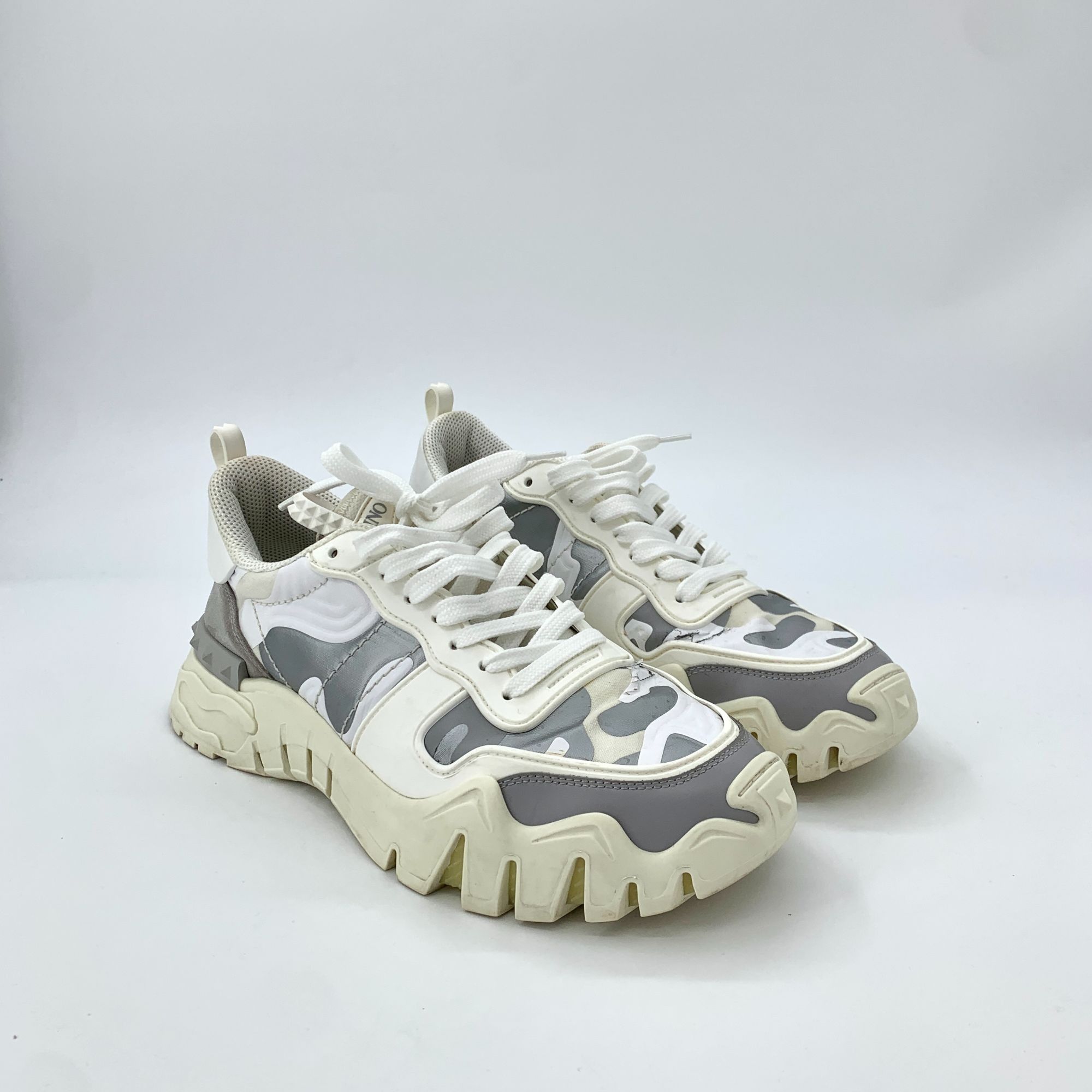 Valentino Q11911 Valentino Camouflage Design Chunky Sneakers Size US 9 / EU 42 - 2 Thumbnail