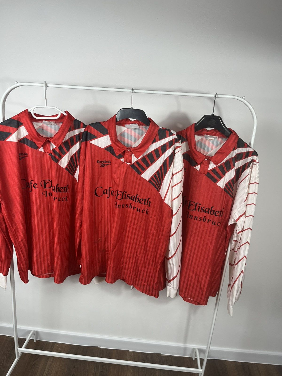 Reebok 3x Vintage Reebok Cafe Elisabeth Innsbruck Football Jerseys Size US XL / EU 56 / 4 - 12 Thumbnail