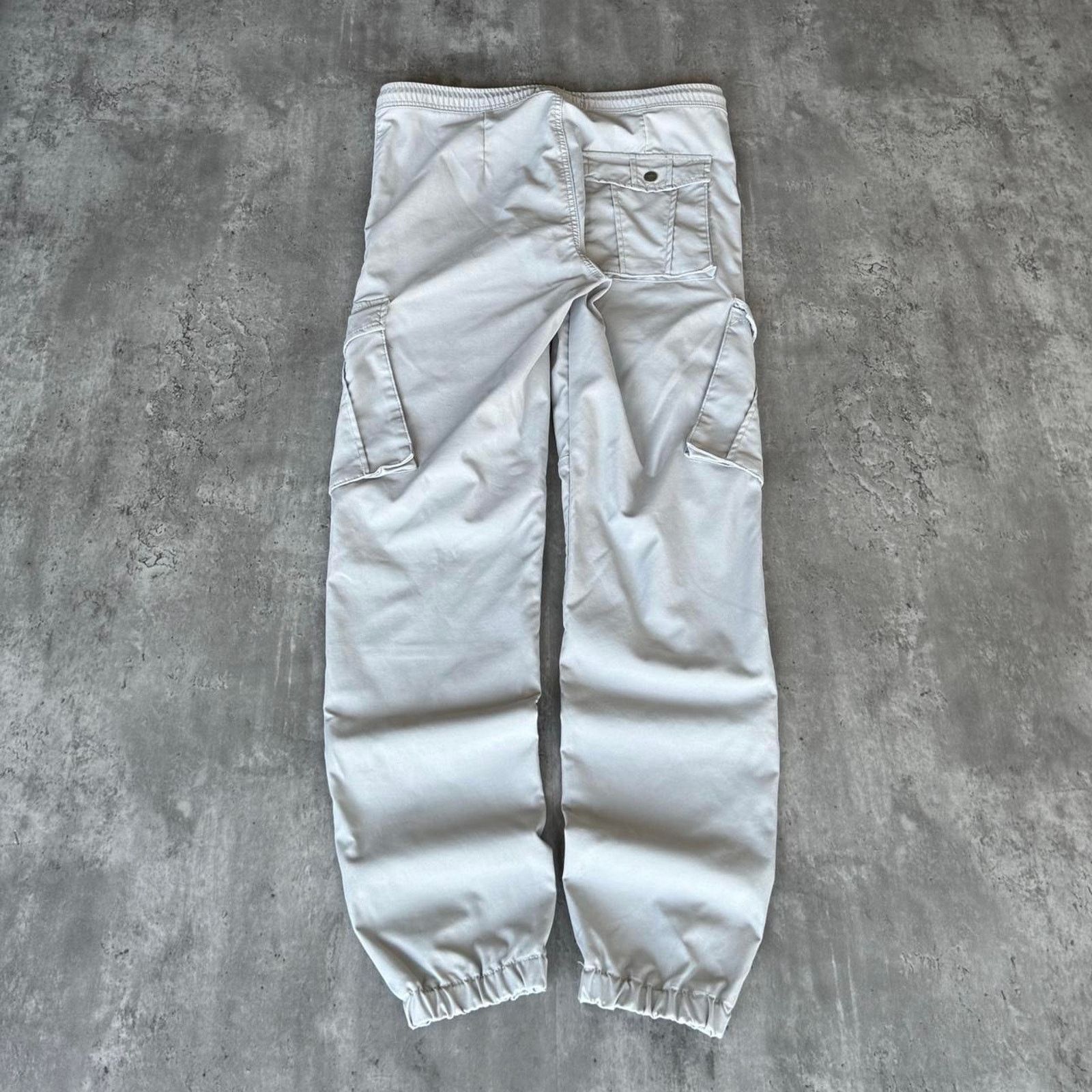 Japanese Brand × Vintage Vintage Y2K Smoke & Ash Grey Technical Cargo Utility Pants Size US 34 / EU 50 - 2 Thumbnail