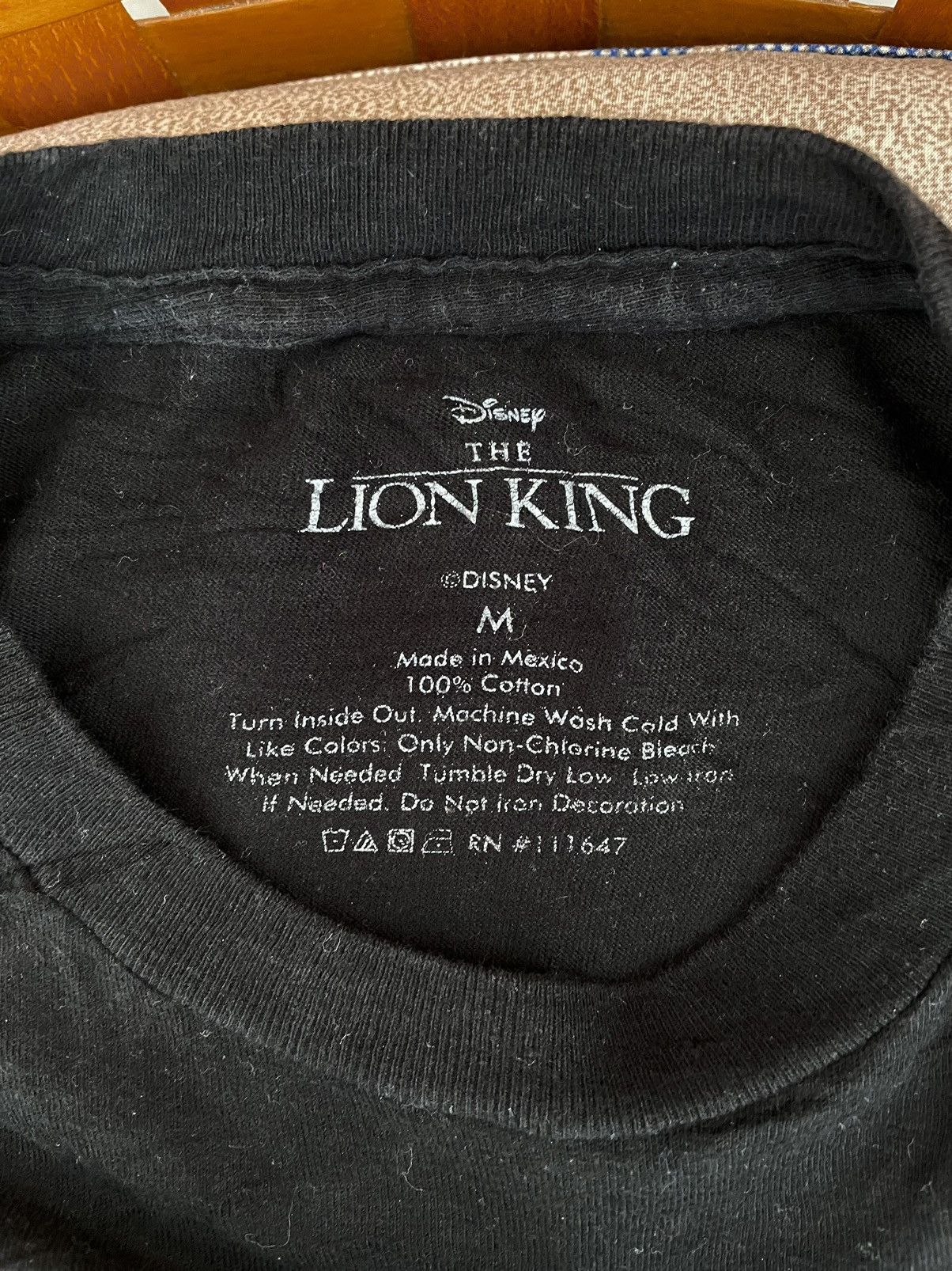 Disney DISNEY THE LION KING ELEPHANT GRAVEYARD Size US M / EU 48-50 / 2 - 3 Thumbnail